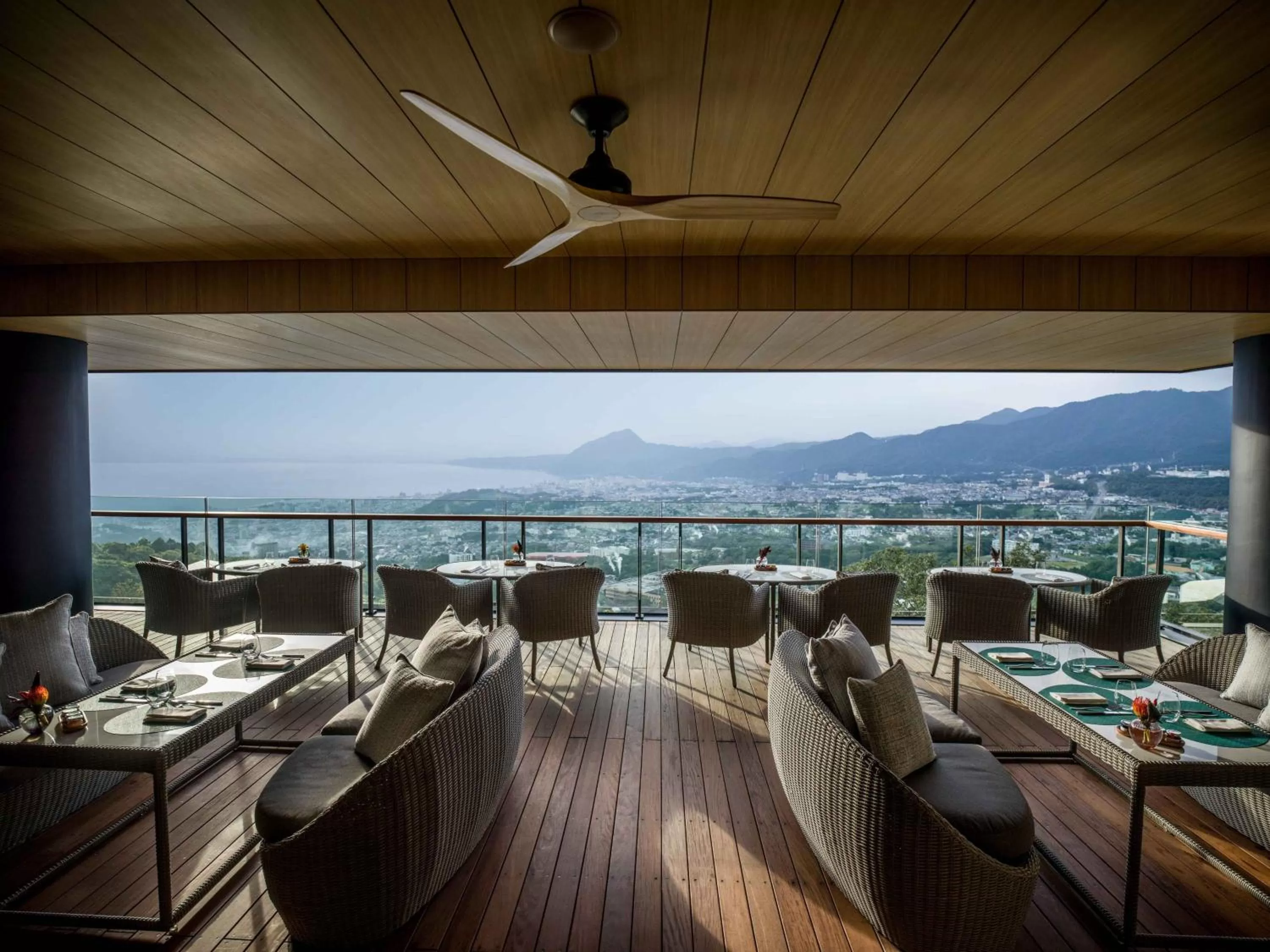 Restaurant/places to eat in ANA InterContinental Beppu Resort & Spa by IHG