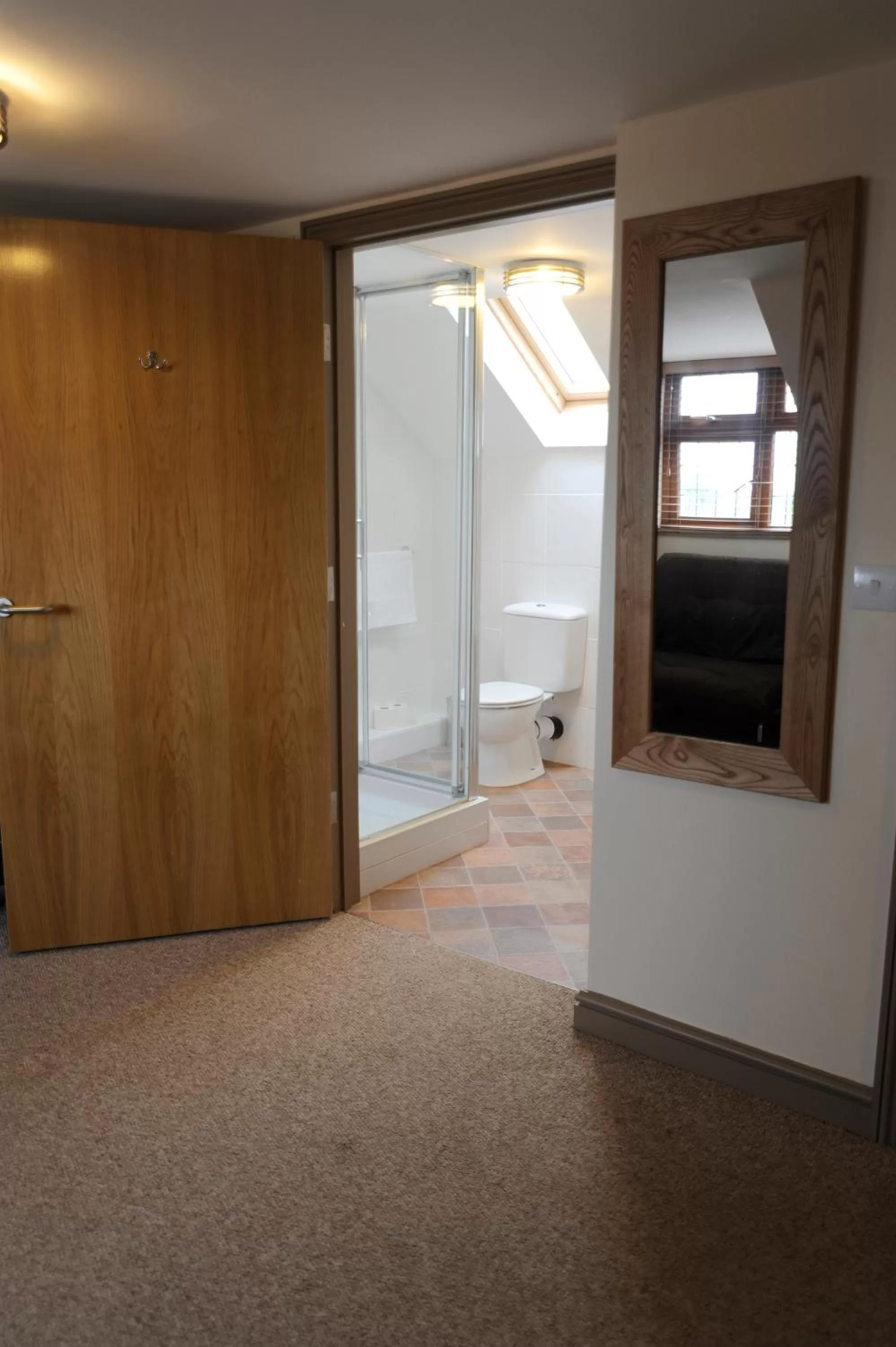 Bathroom in The Elm Tree Inn