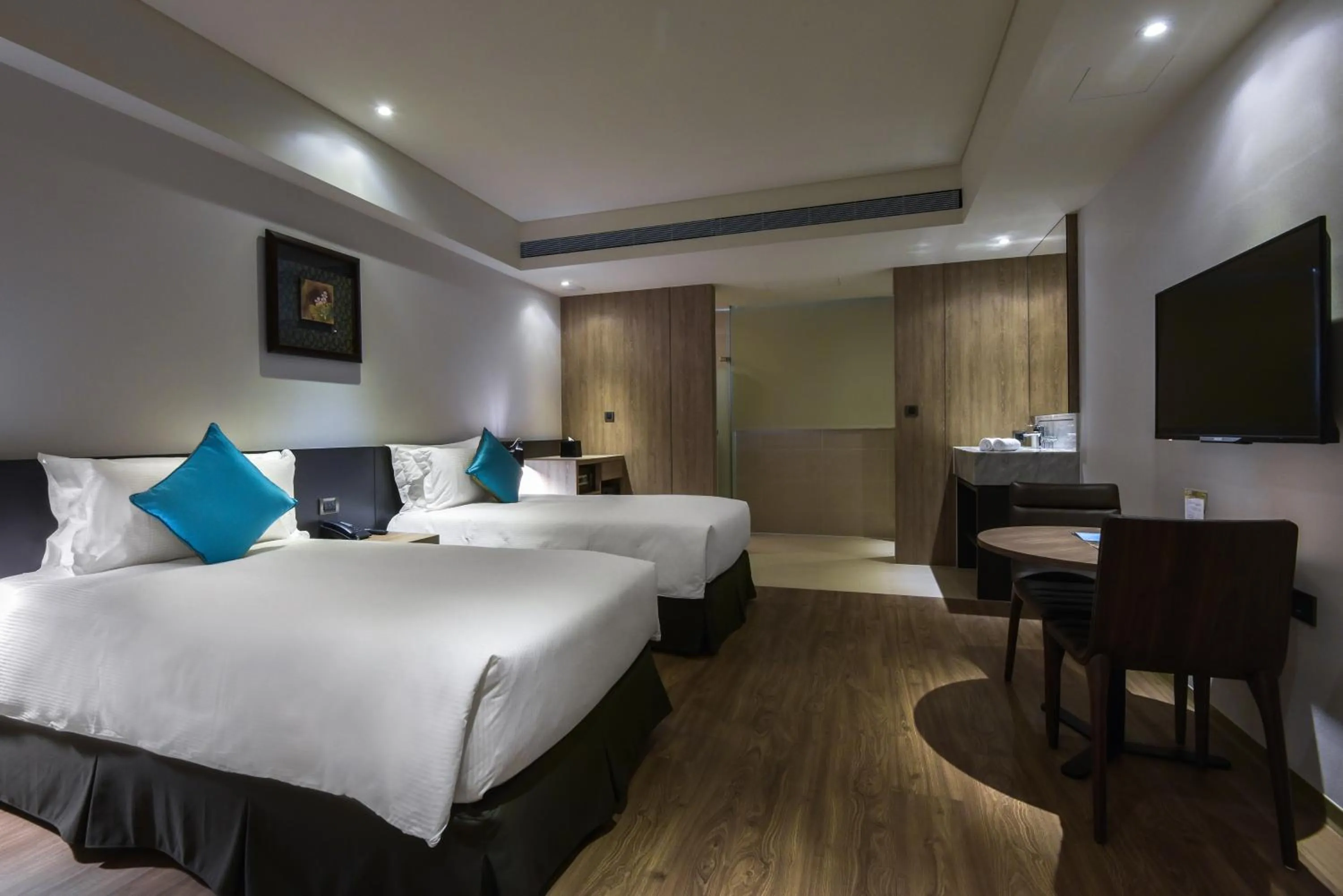 Photo of the whole room, Bed in Just Sleep Kaohsiung Station