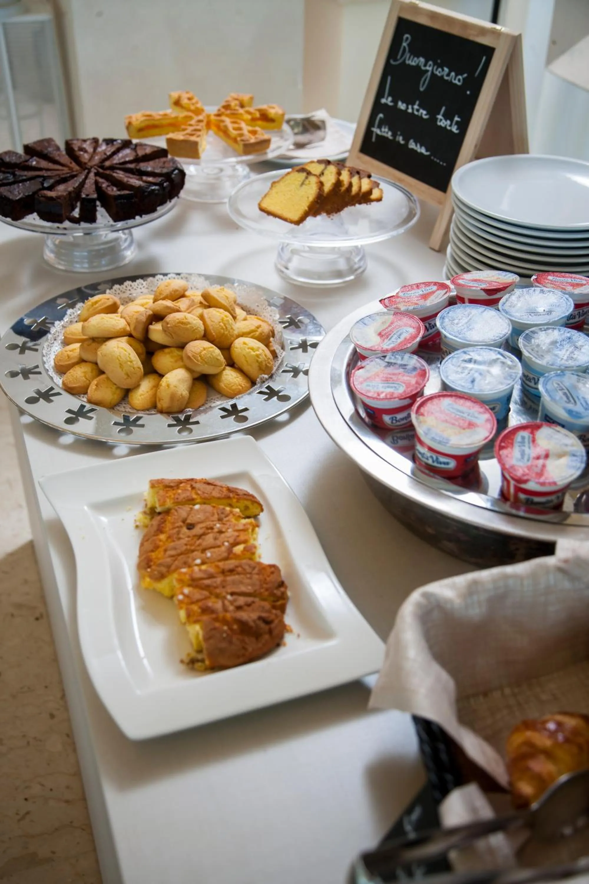 Breakfast in Hotel Mon Cheri