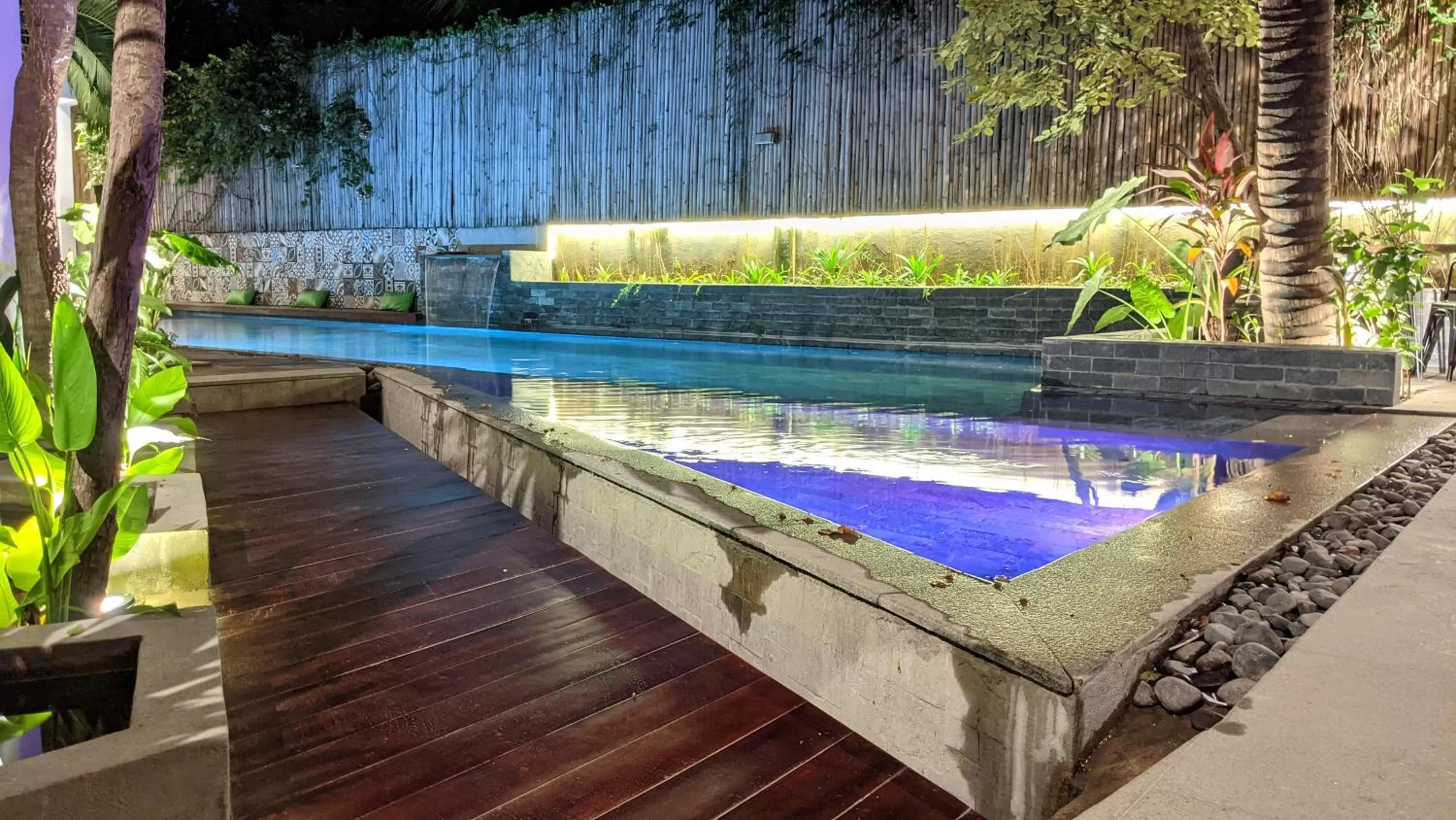 Swimming pool in Sarina Hotel & Villa