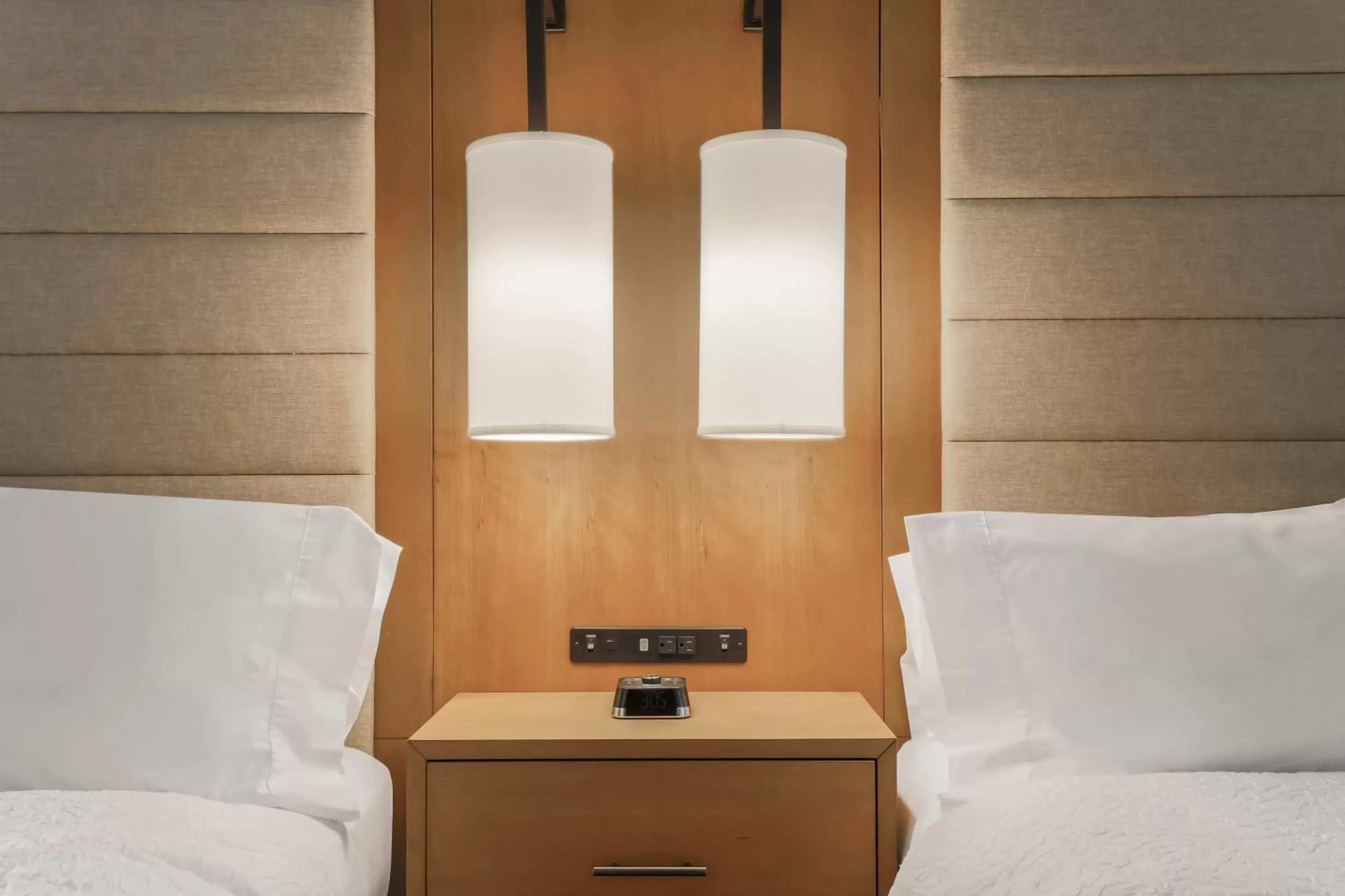 Bed in Hampton Inn & Suites Austin - Downtown