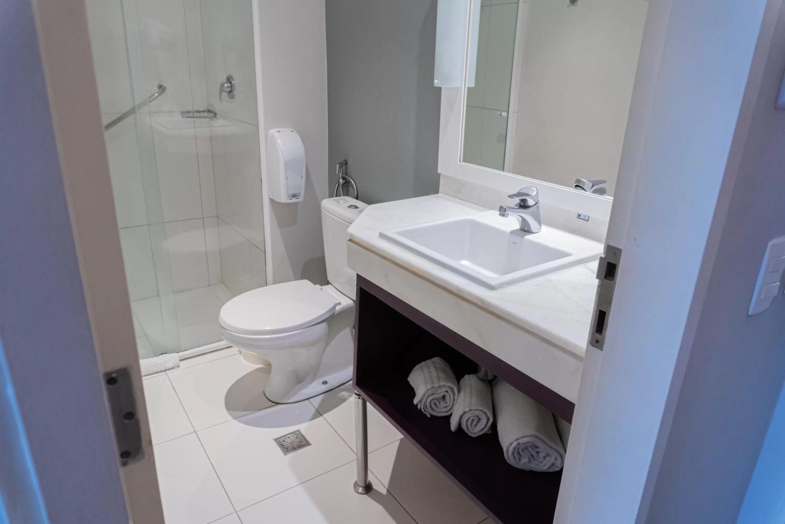 Toilet in Quality Faria Lima