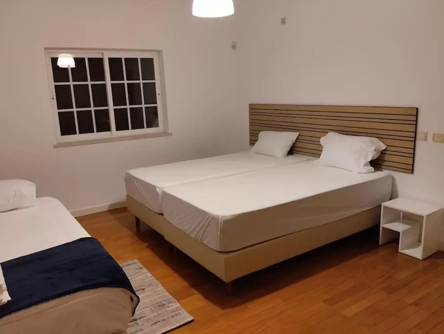 Bed in Villa Privée Cascais