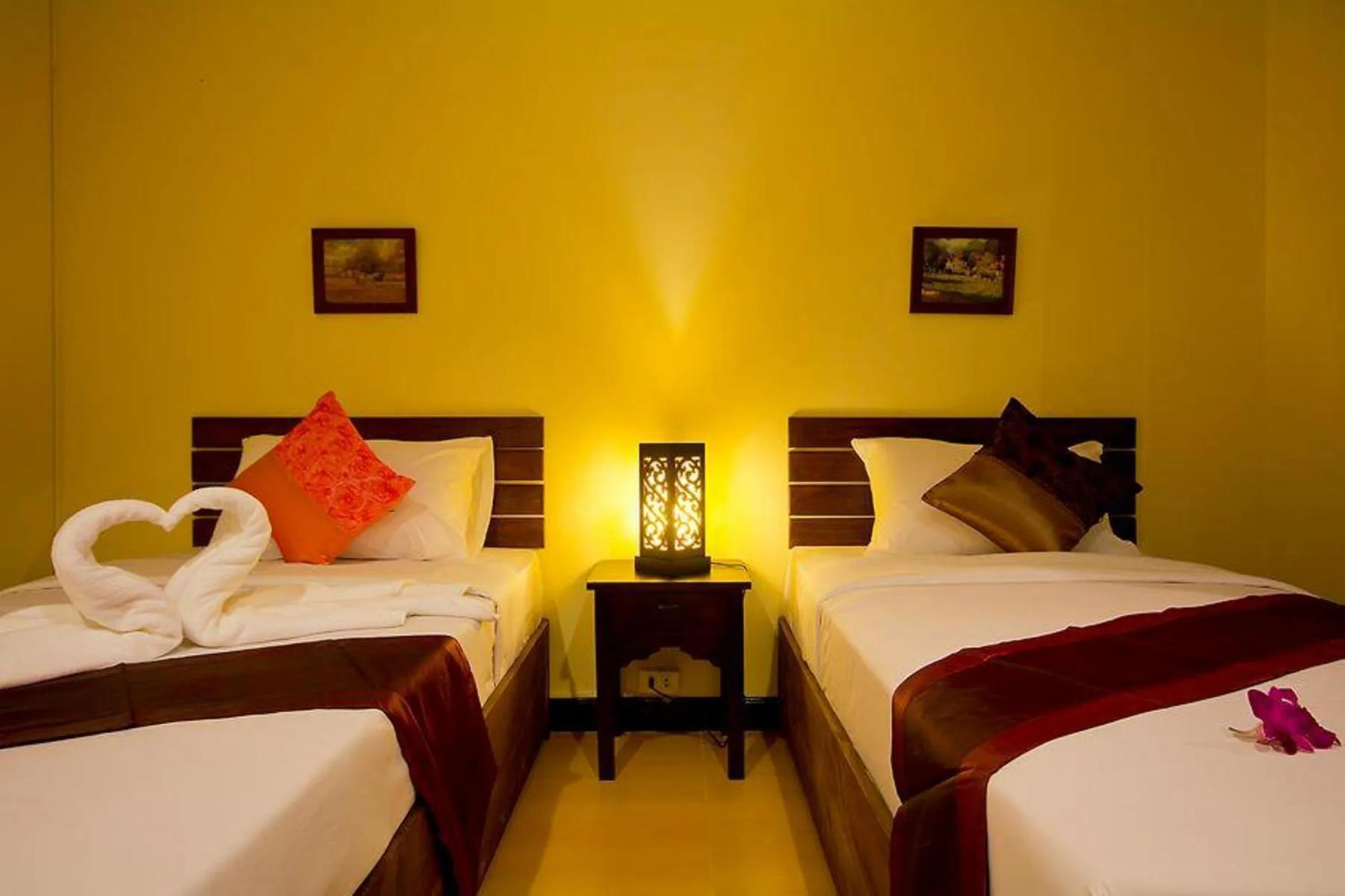 Photo of the whole room, Bed in The Sylvana Pai