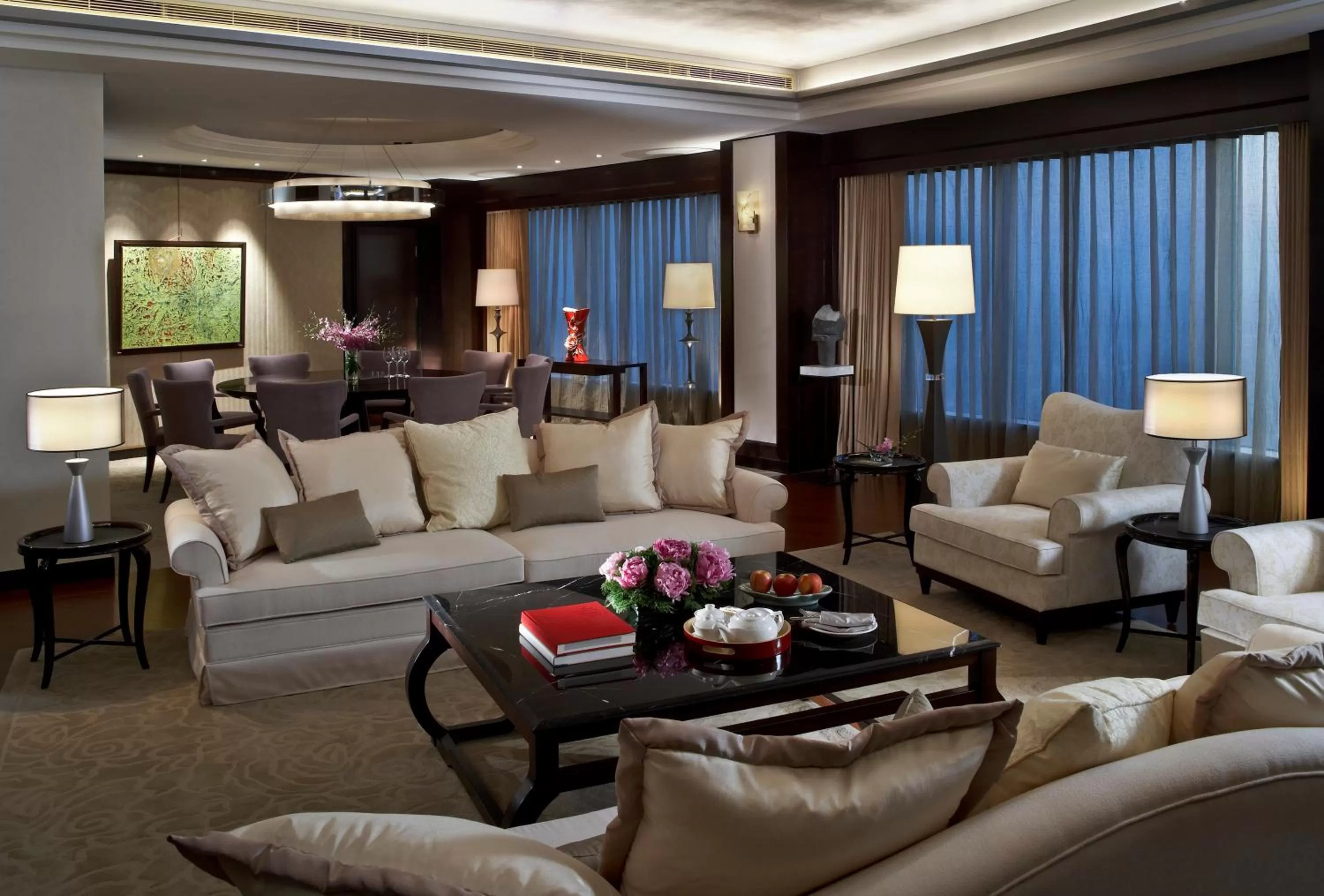 Living room in Shangri-La Far Eastern Tainan