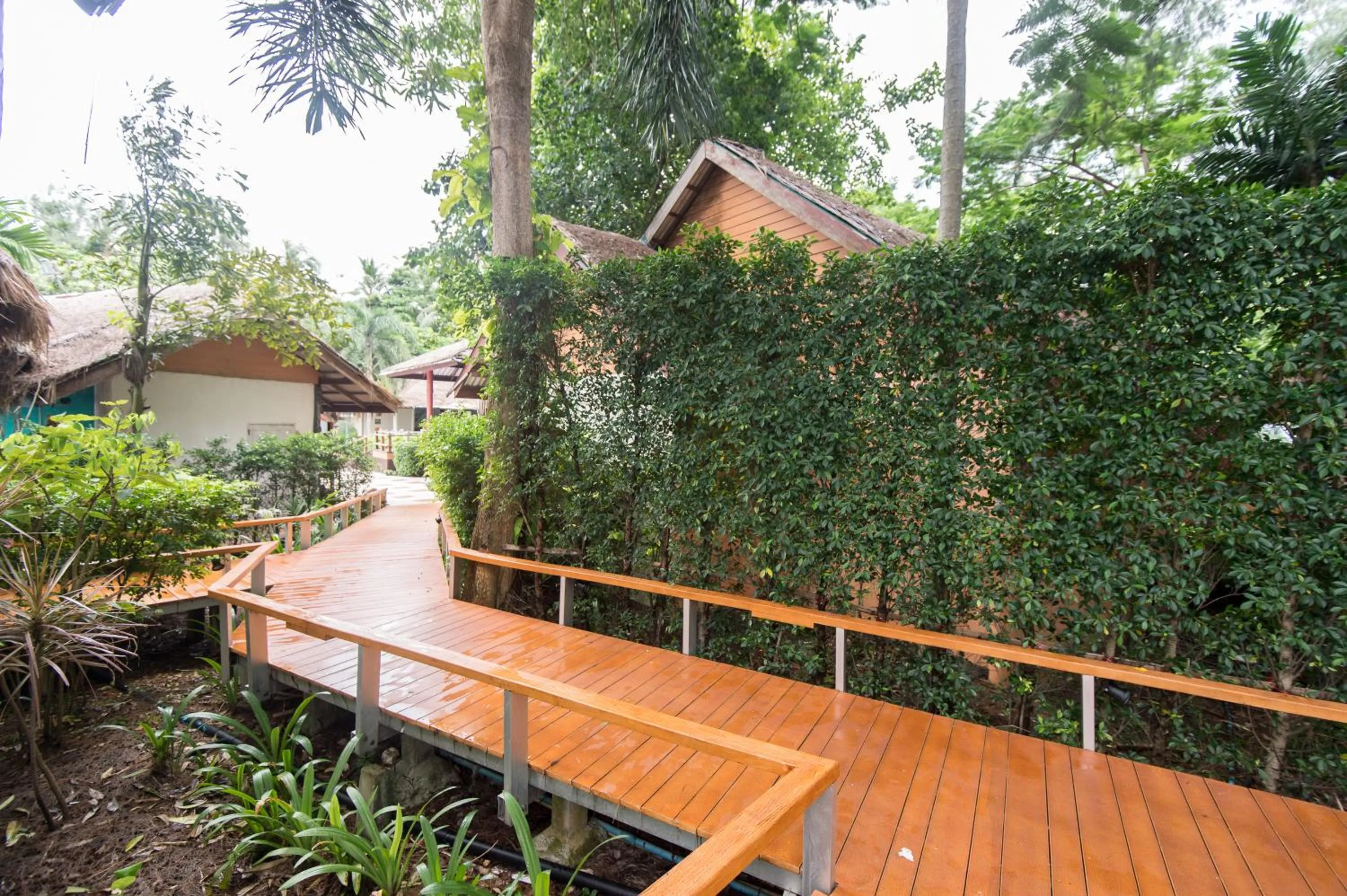 Property building in Twin Bay Resort Koh Lanta