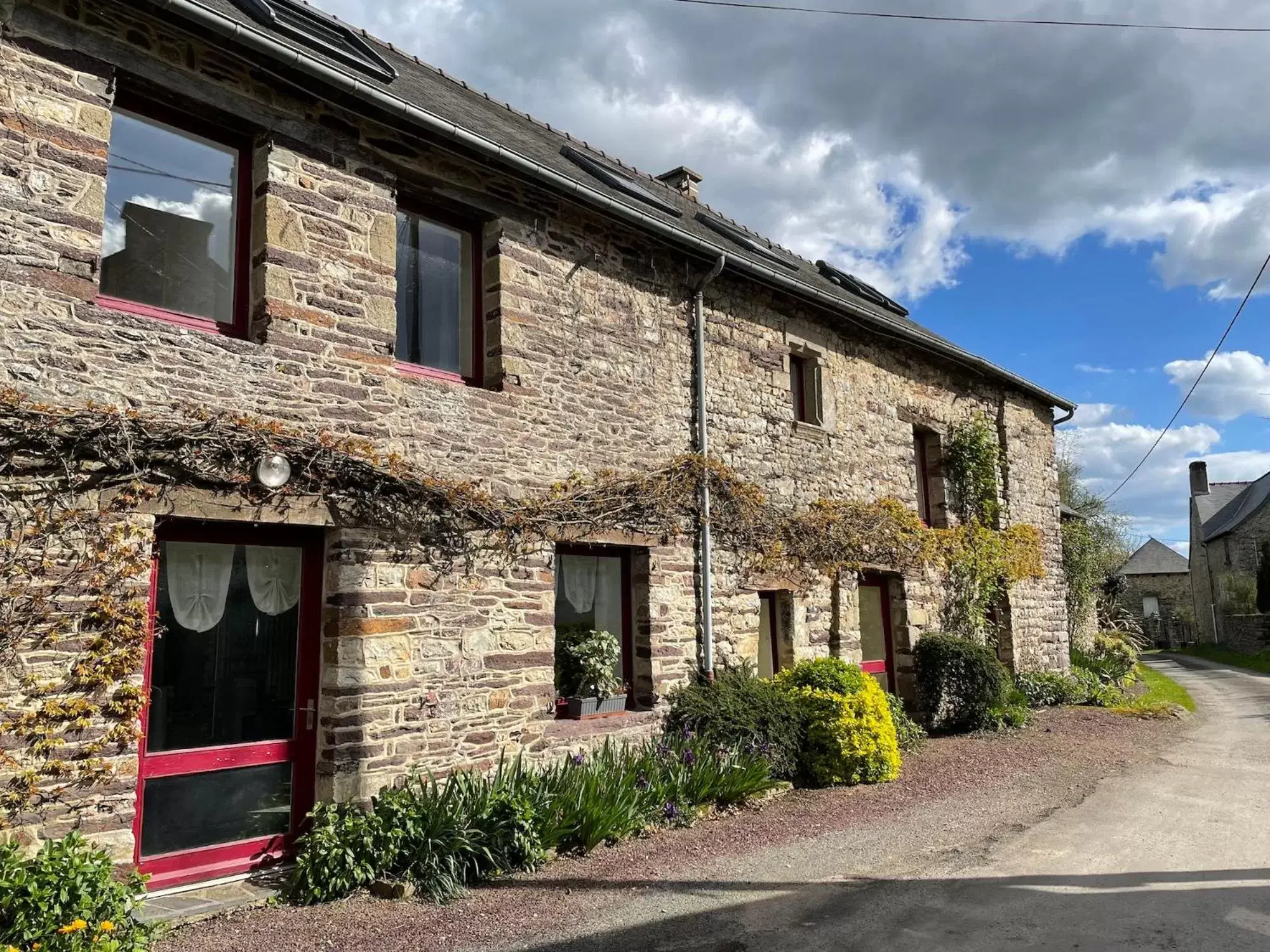 Double Room with Private Bathroom in La Corne de Cerf, Forêt de Brocéliande Double Room with Private Bathroom in La Corne de Cerf, Forêt de Brocéliande