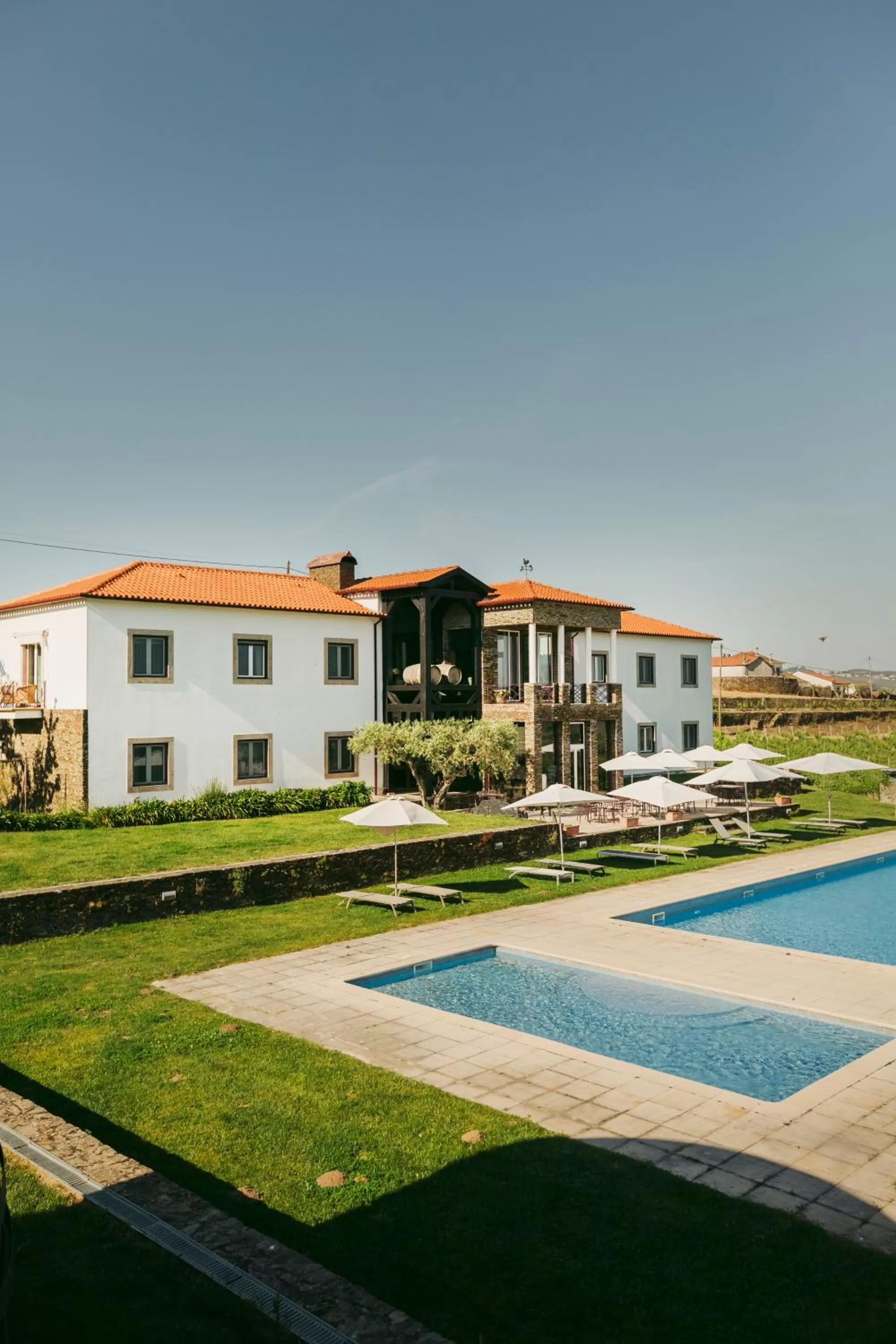 Property Building in Casa das Pipas / Quinta do Portal