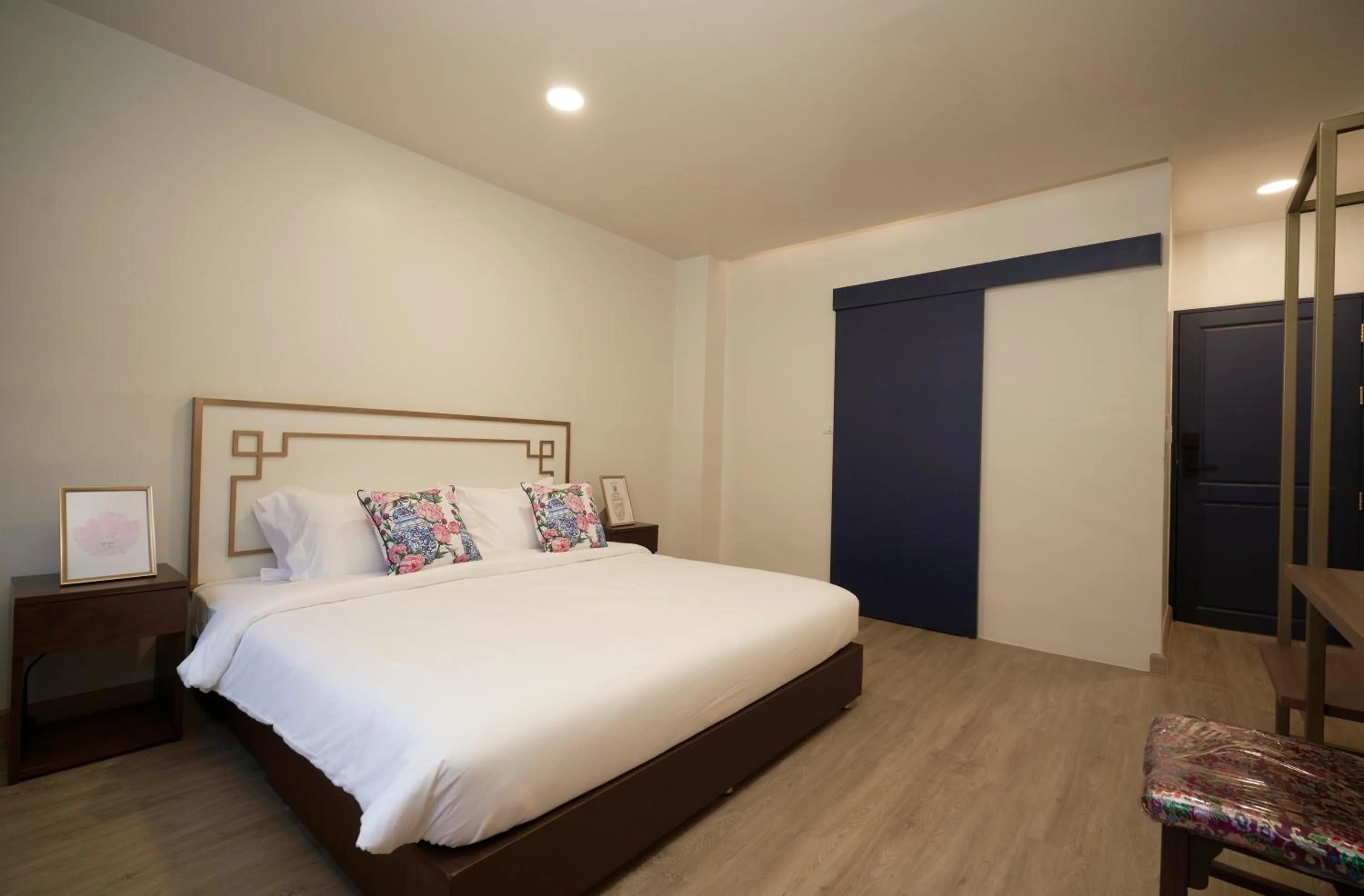 Bed in Sweet's Escape