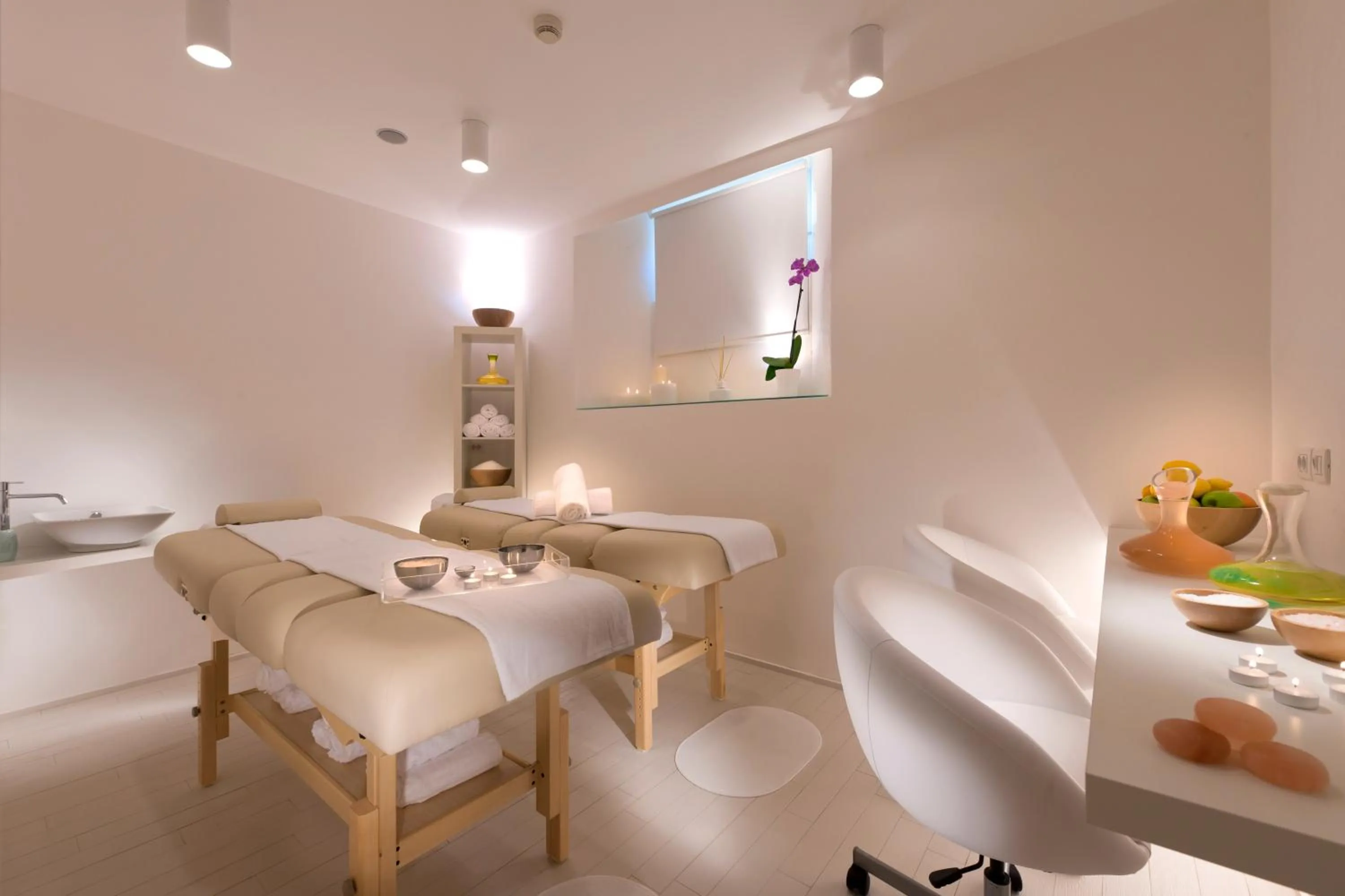 Massage in Hotel Regina Elena 57 & Oro Bianco SPA