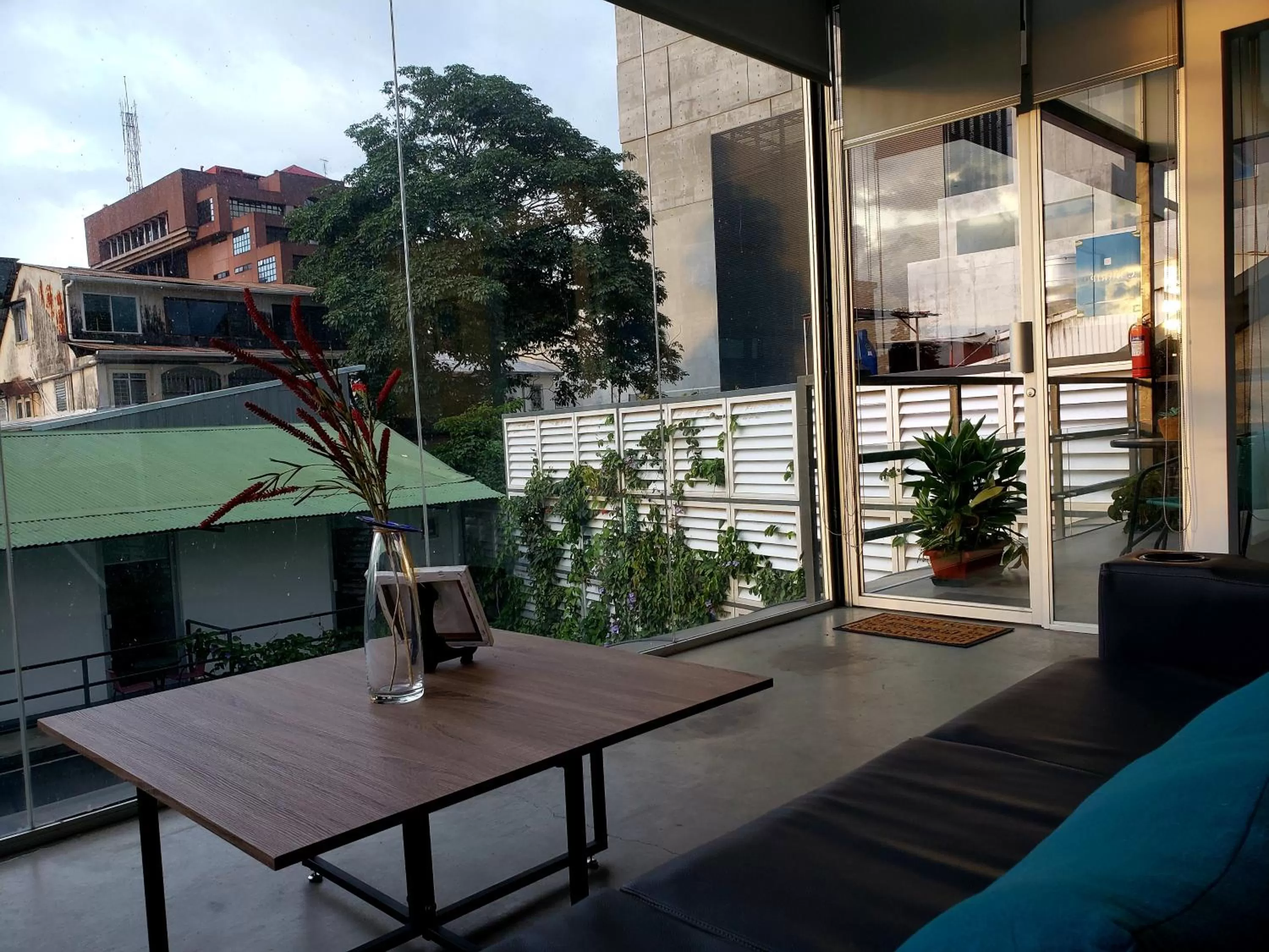Living room in Cando Living Apartments in Central Avenue