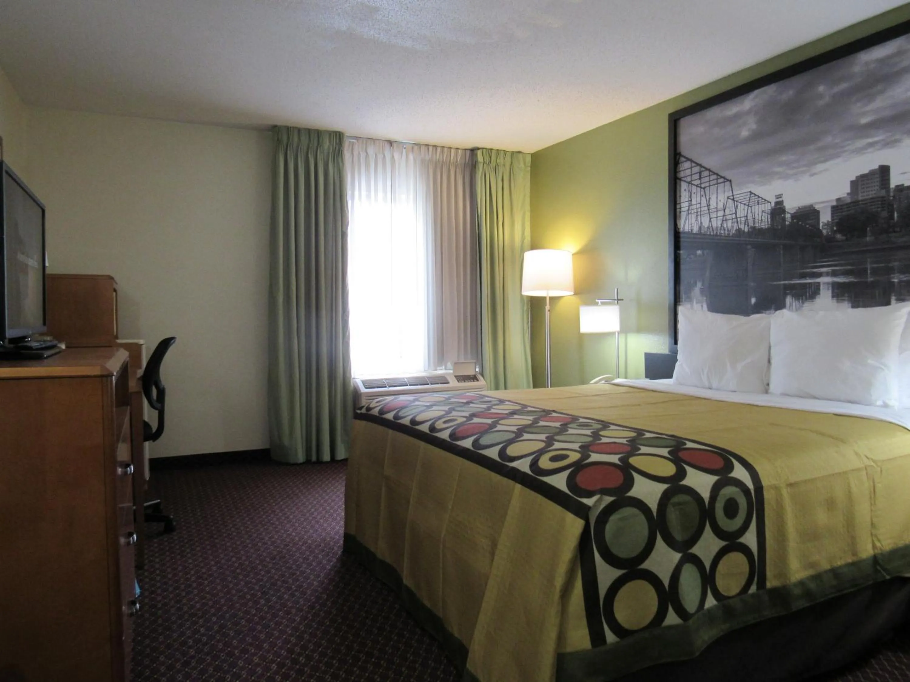 Bed in Super 8 by Wyndham New Cumberland