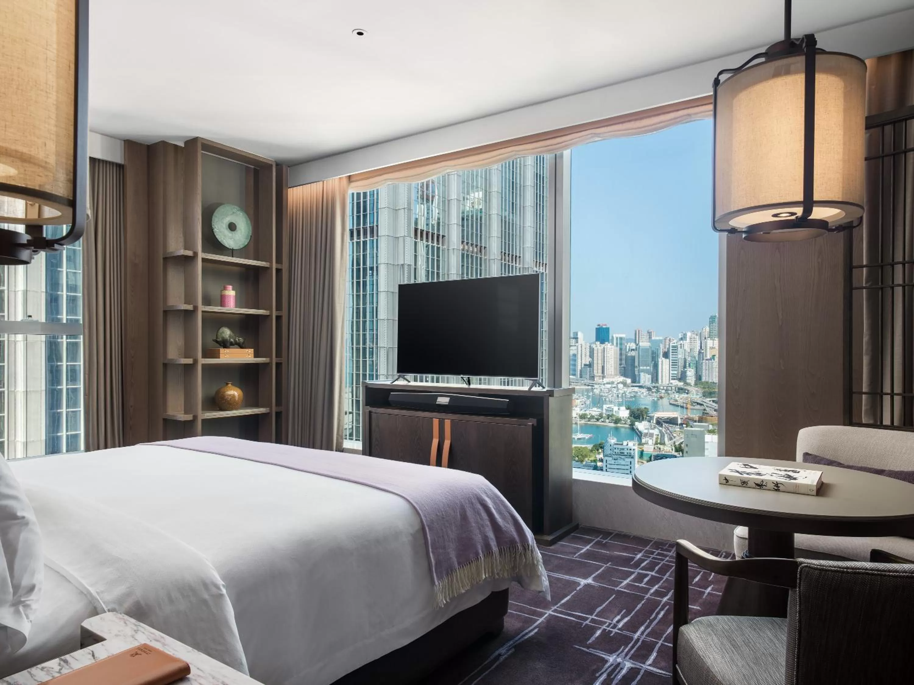 TV and multimedia, Bed in The St. Regis Hong Kong