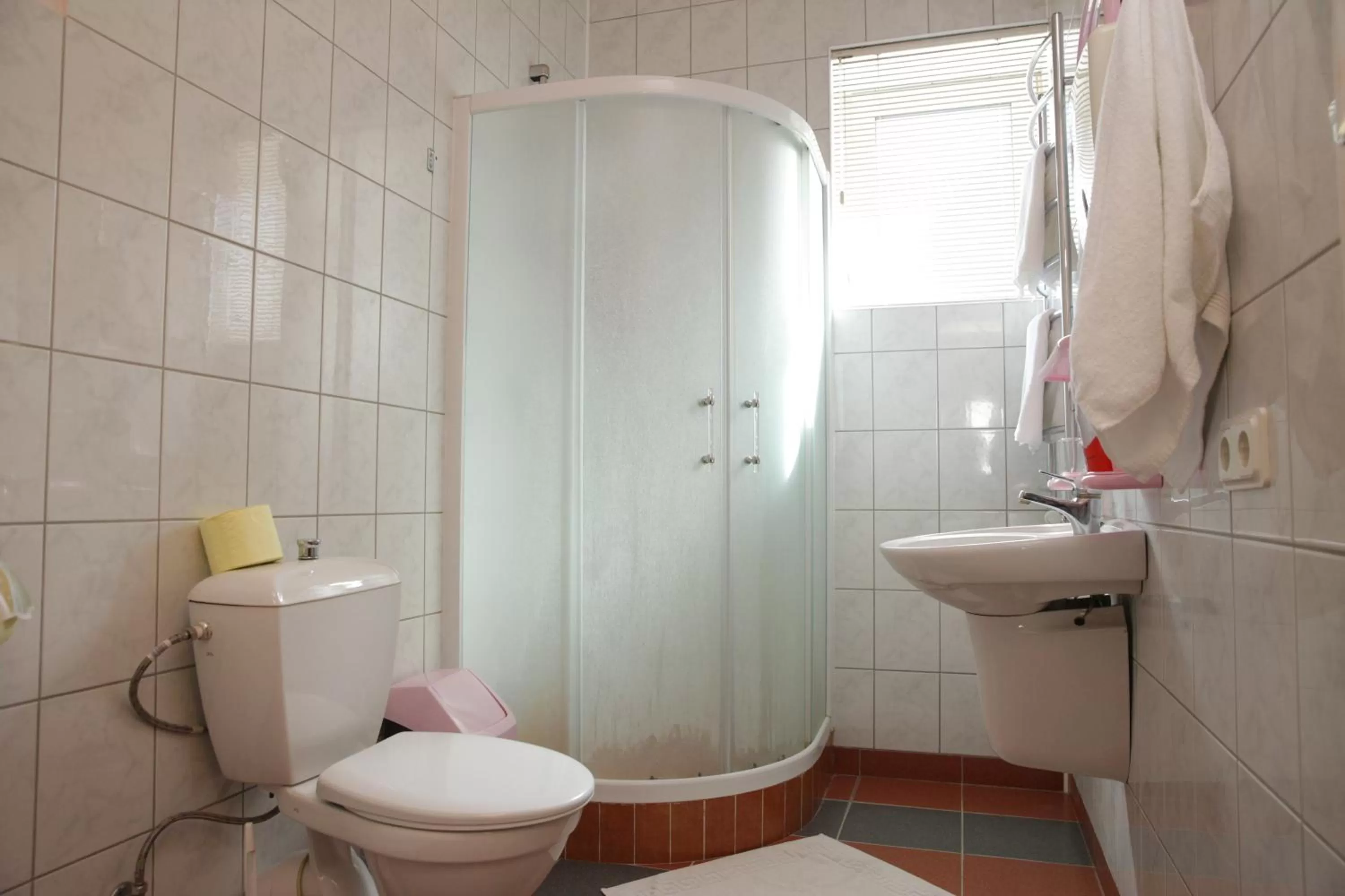 Shower in Guest House Linas