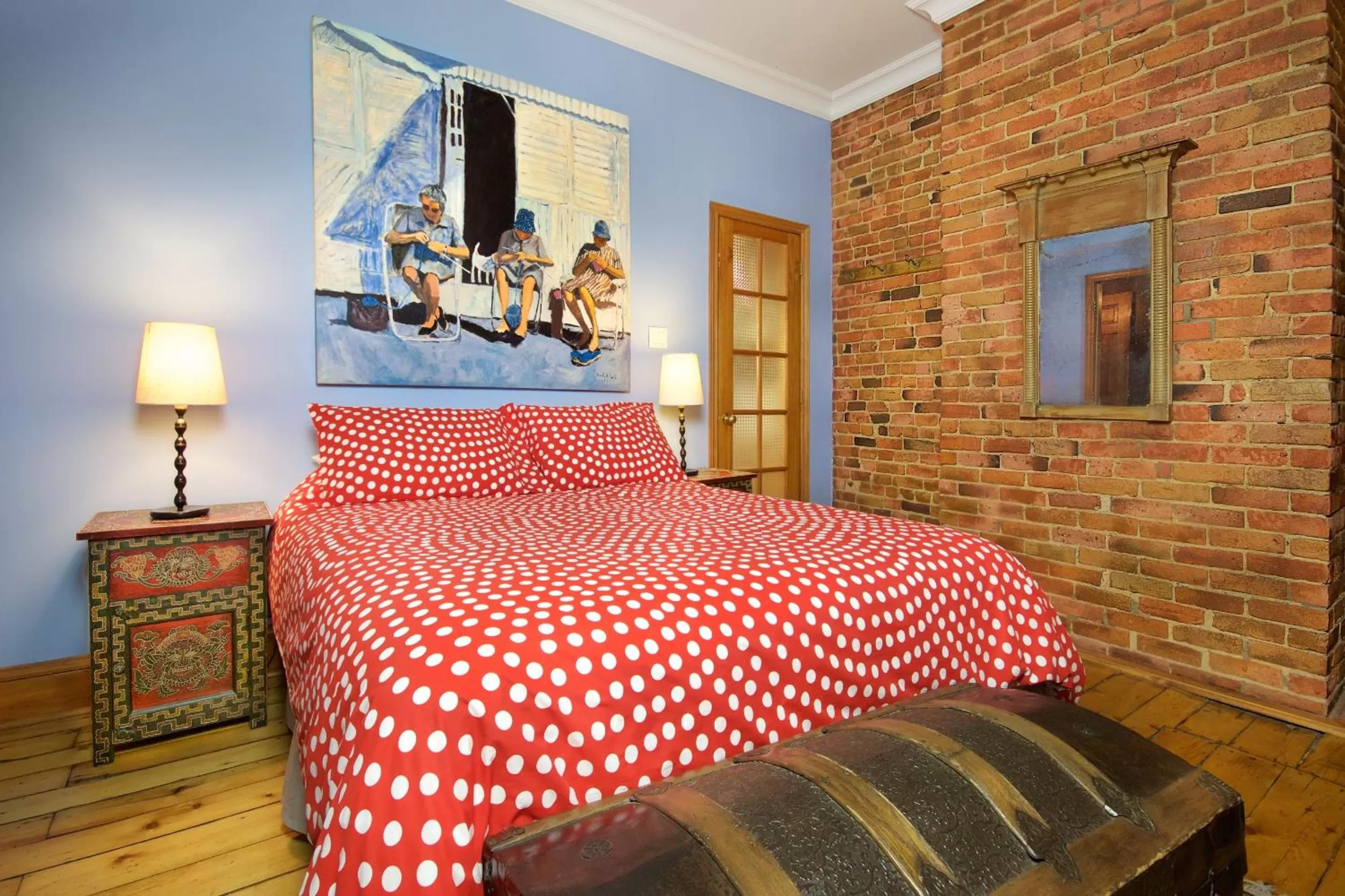 Bed in Auberge Les Bons Matins