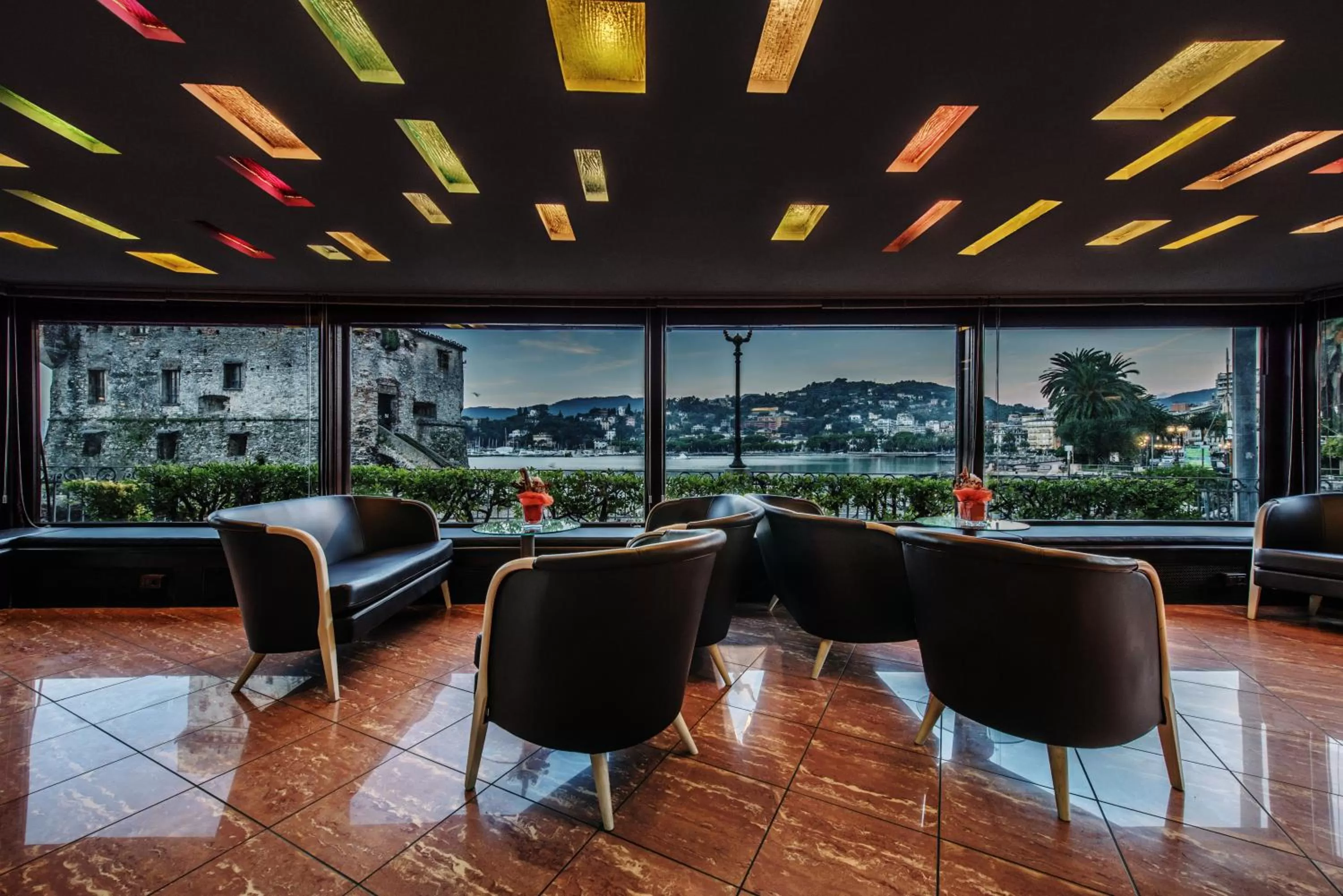 Lounge or bar in Hotel Italia e Lido Rapallo