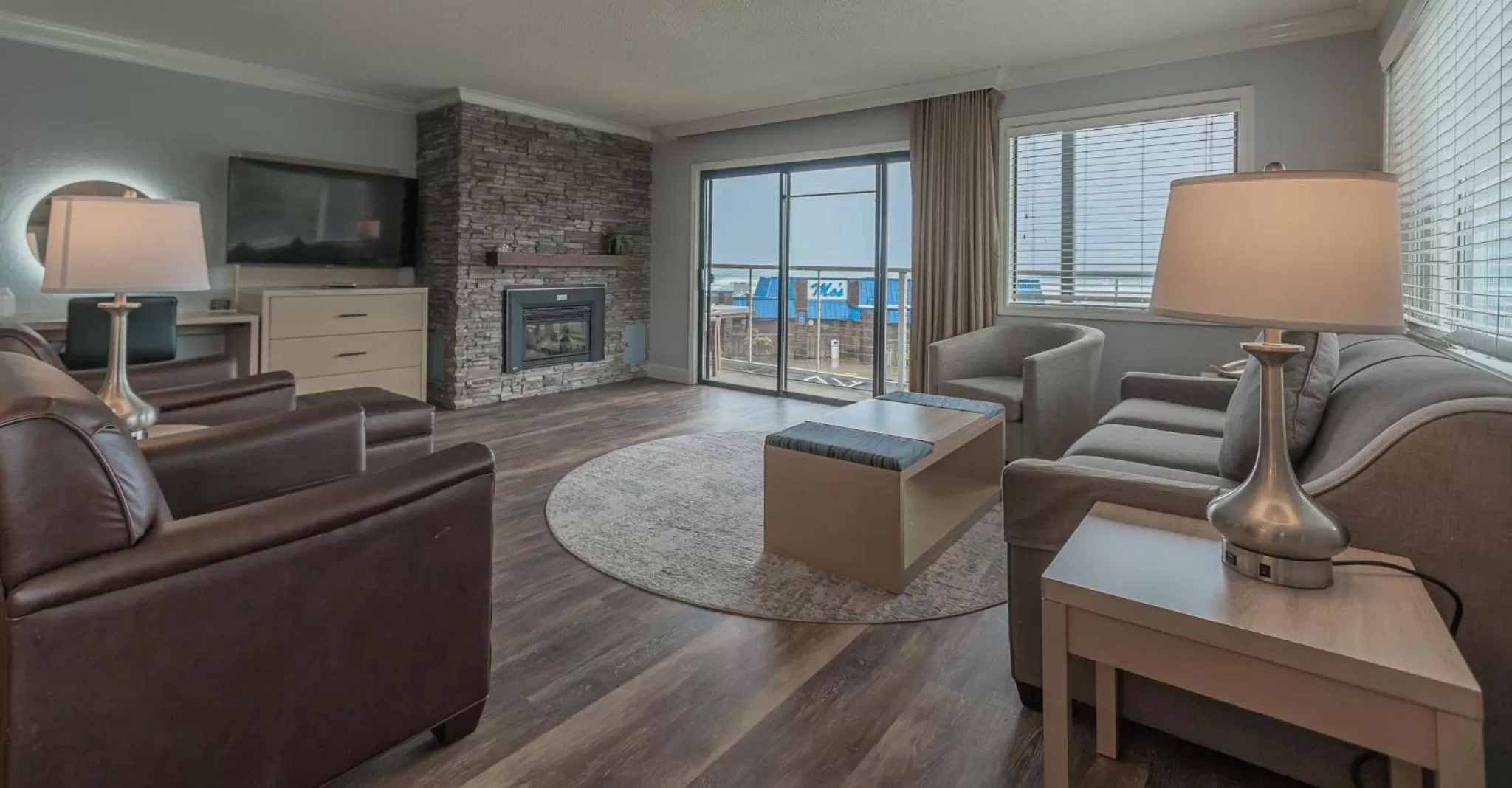 Seating Area in Tolovana Inn