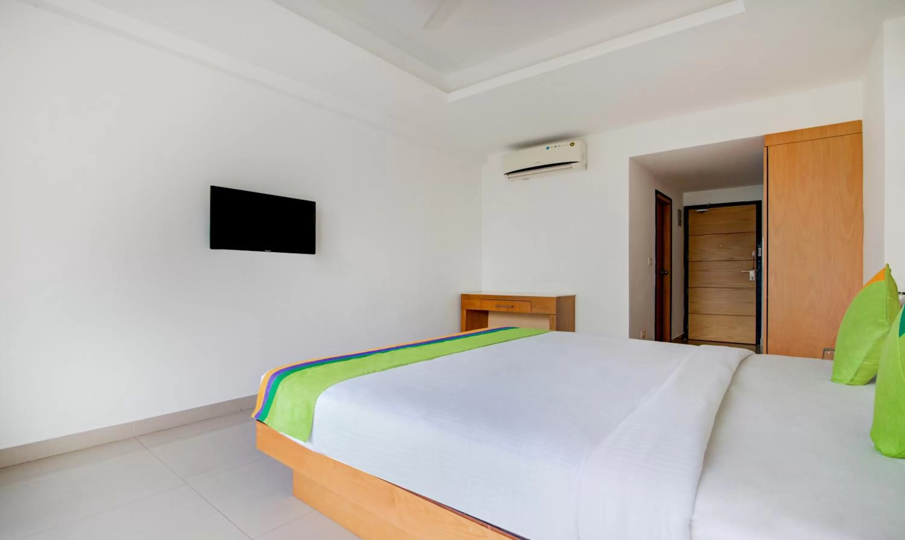 TV and multimedia, Bed in Cilantro By The Sea