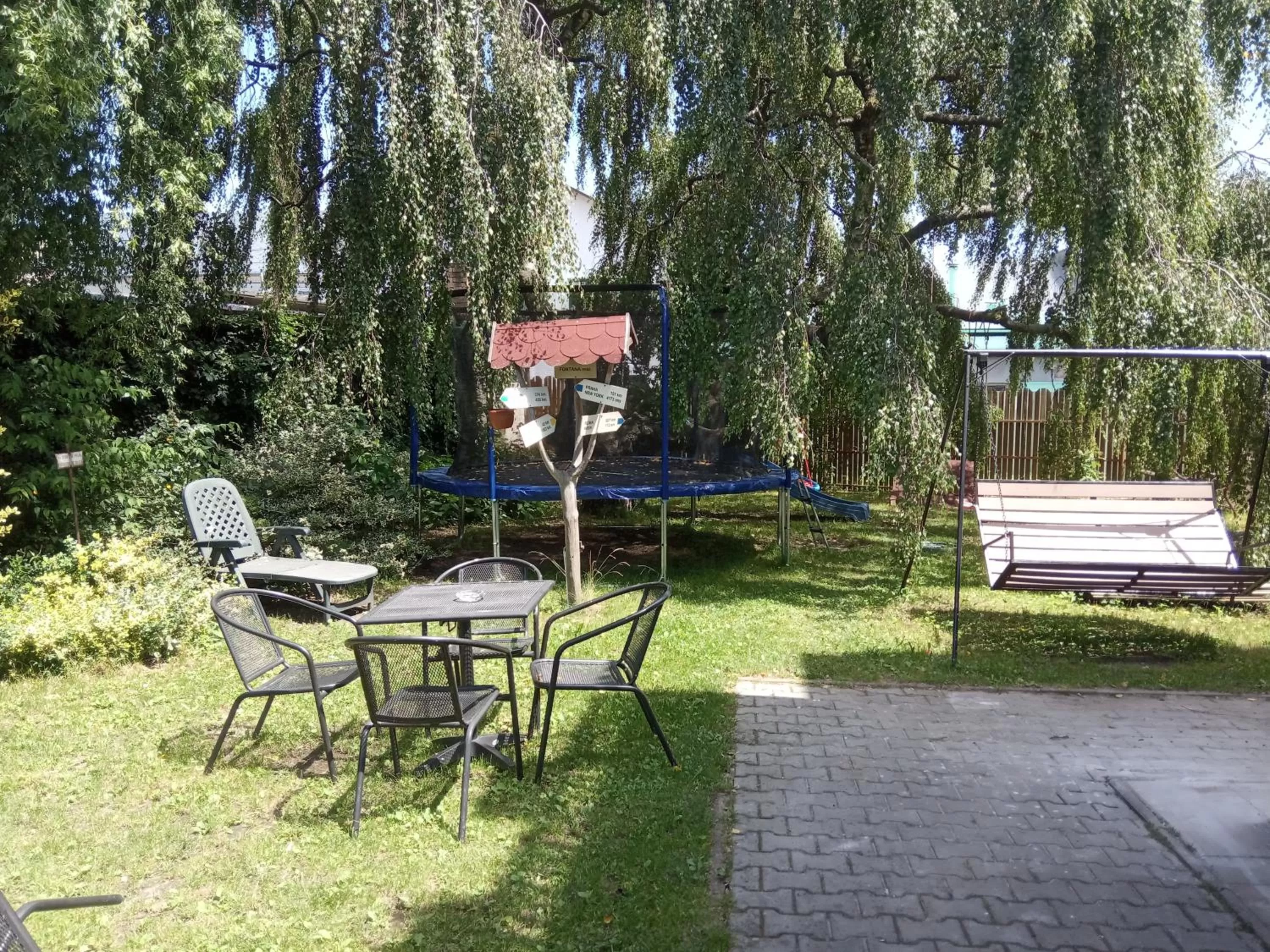 Garden in Pension Fontána Svitavy