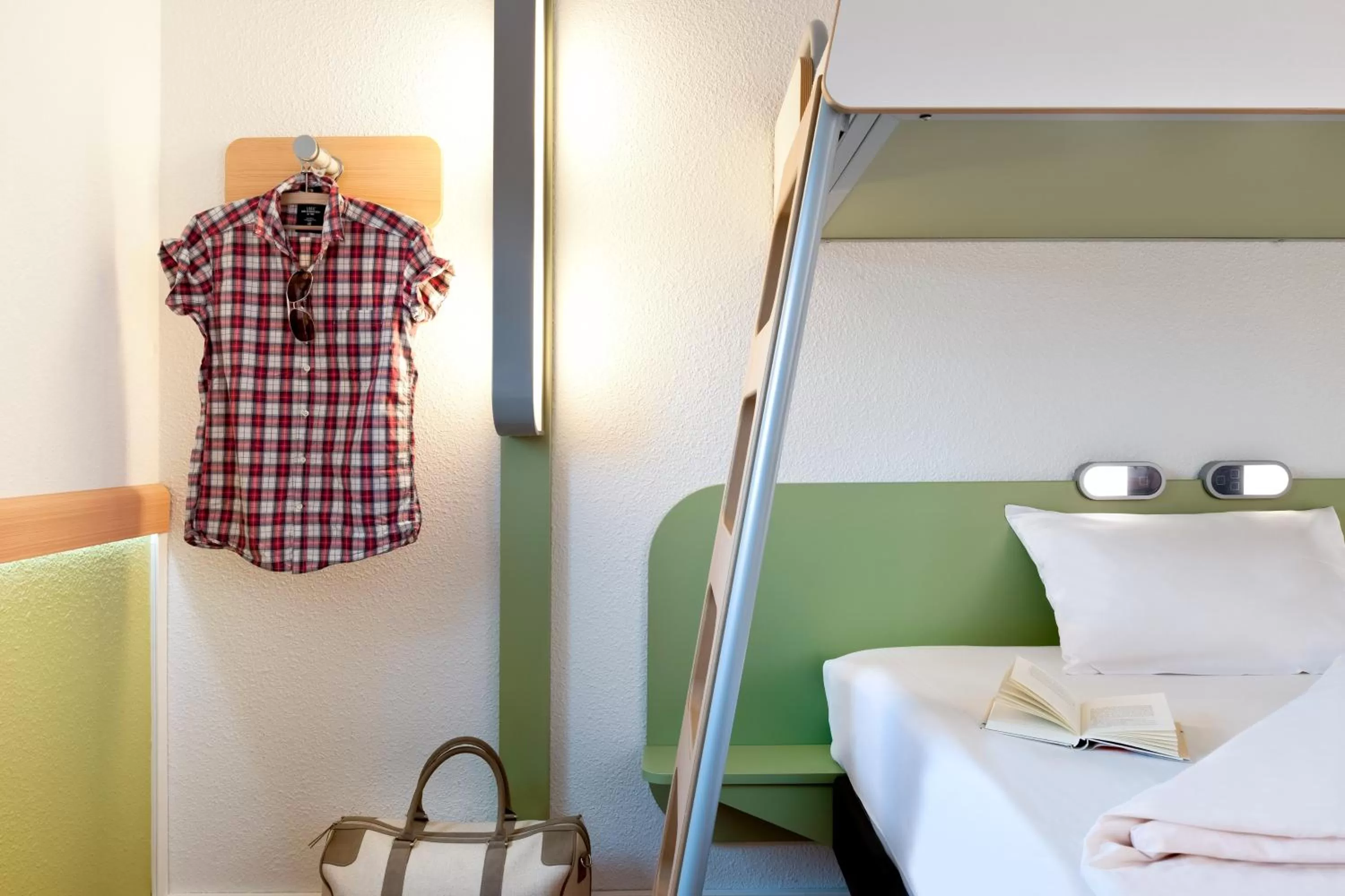 Decorative detail, Bed in Ibis budget Berlin Potsdamer Platz