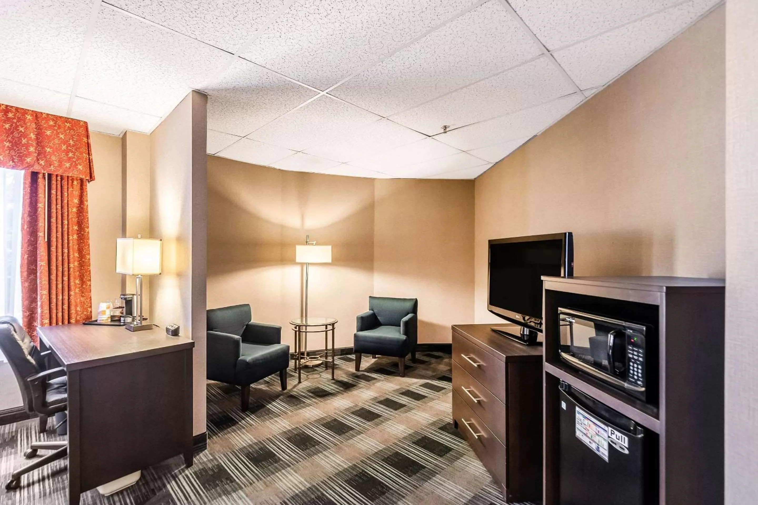 Photo of the whole room in Comfort Inn Ballston