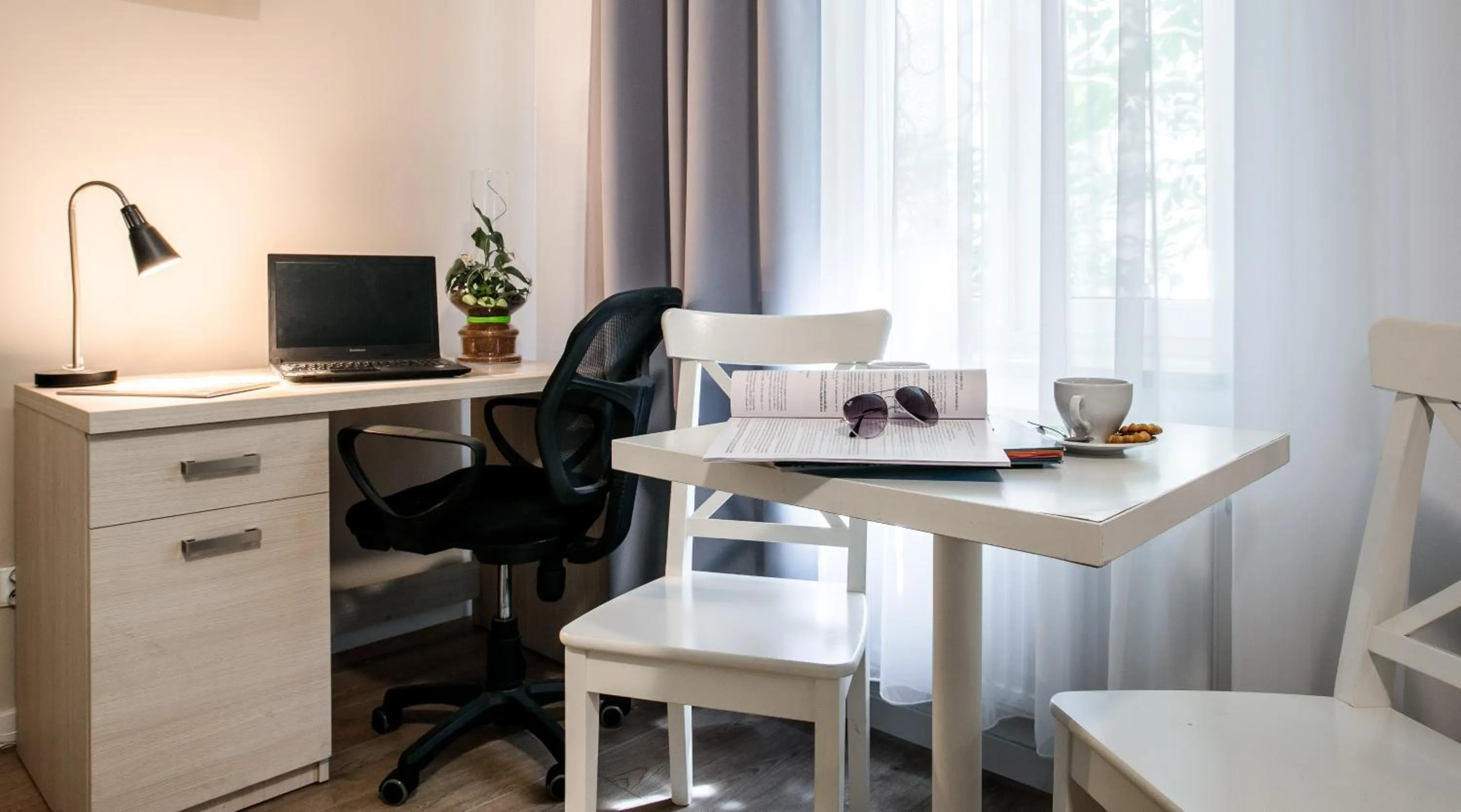 Photo of the whole room in Apartamenty Platinia - komfortowe noclegi Kraków Stare Miasto