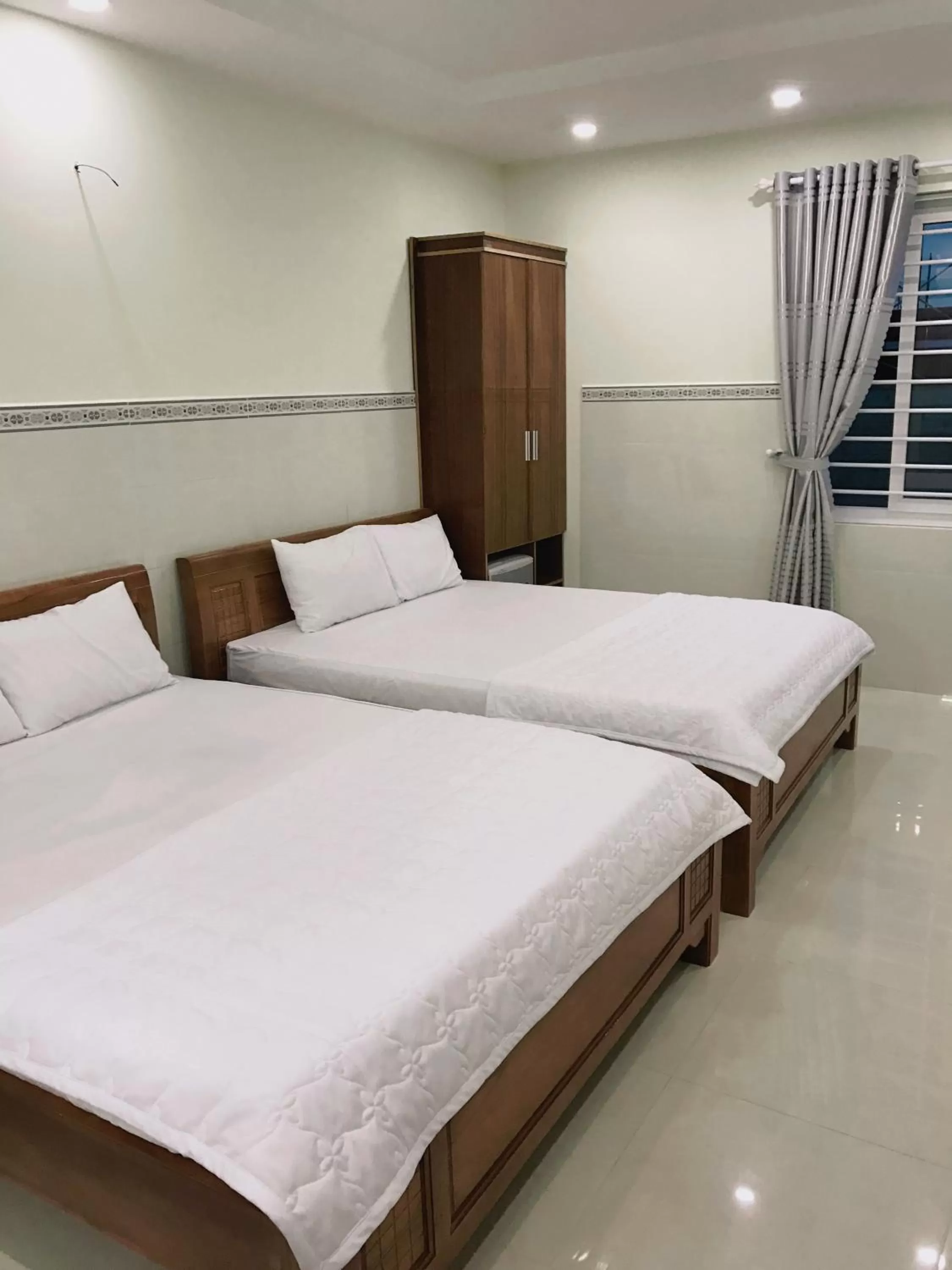 Bedroom, Bed in Hoang Phat Hotel