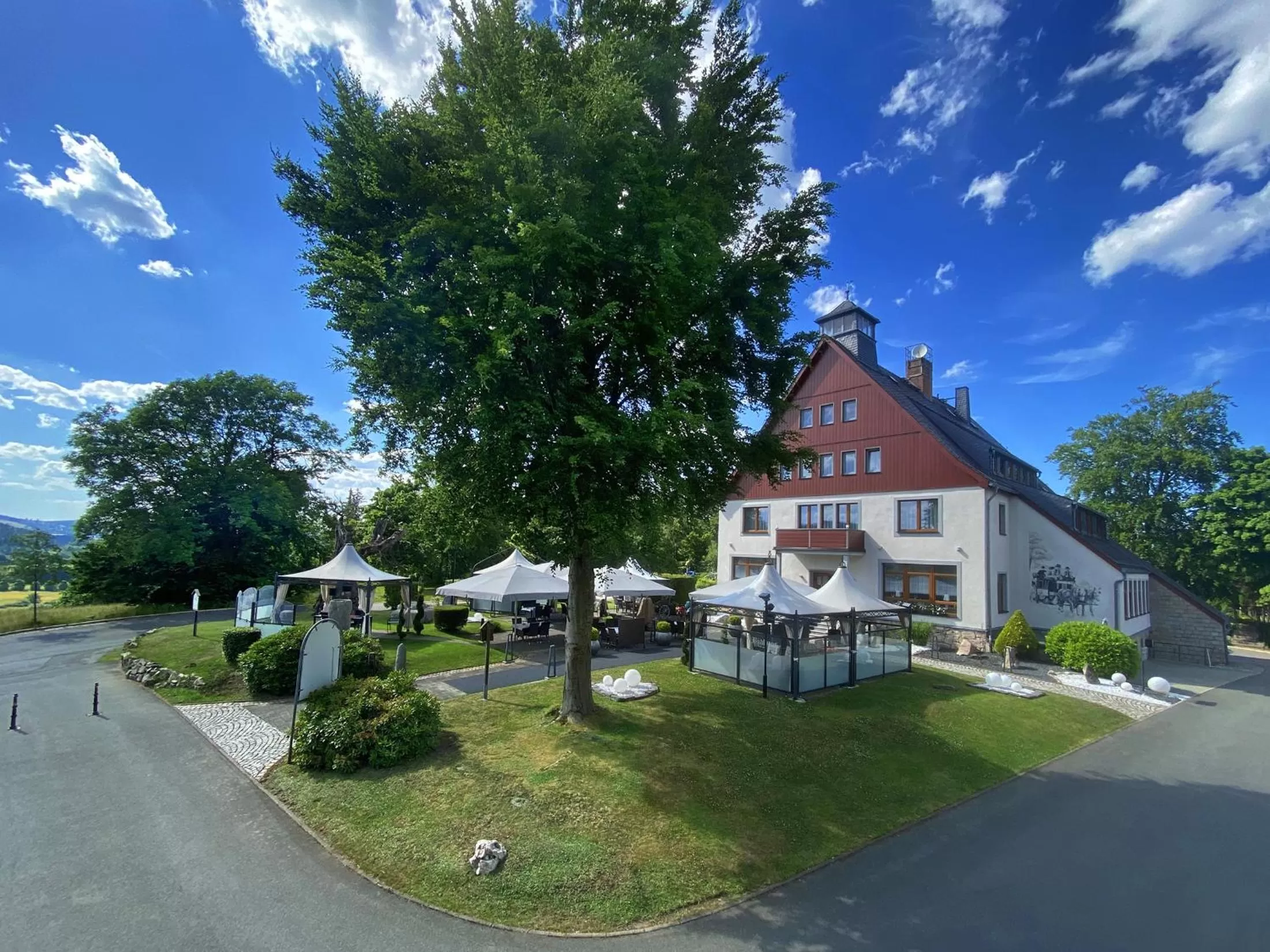 Property building in Hotel und Restaurant Bühlhaus