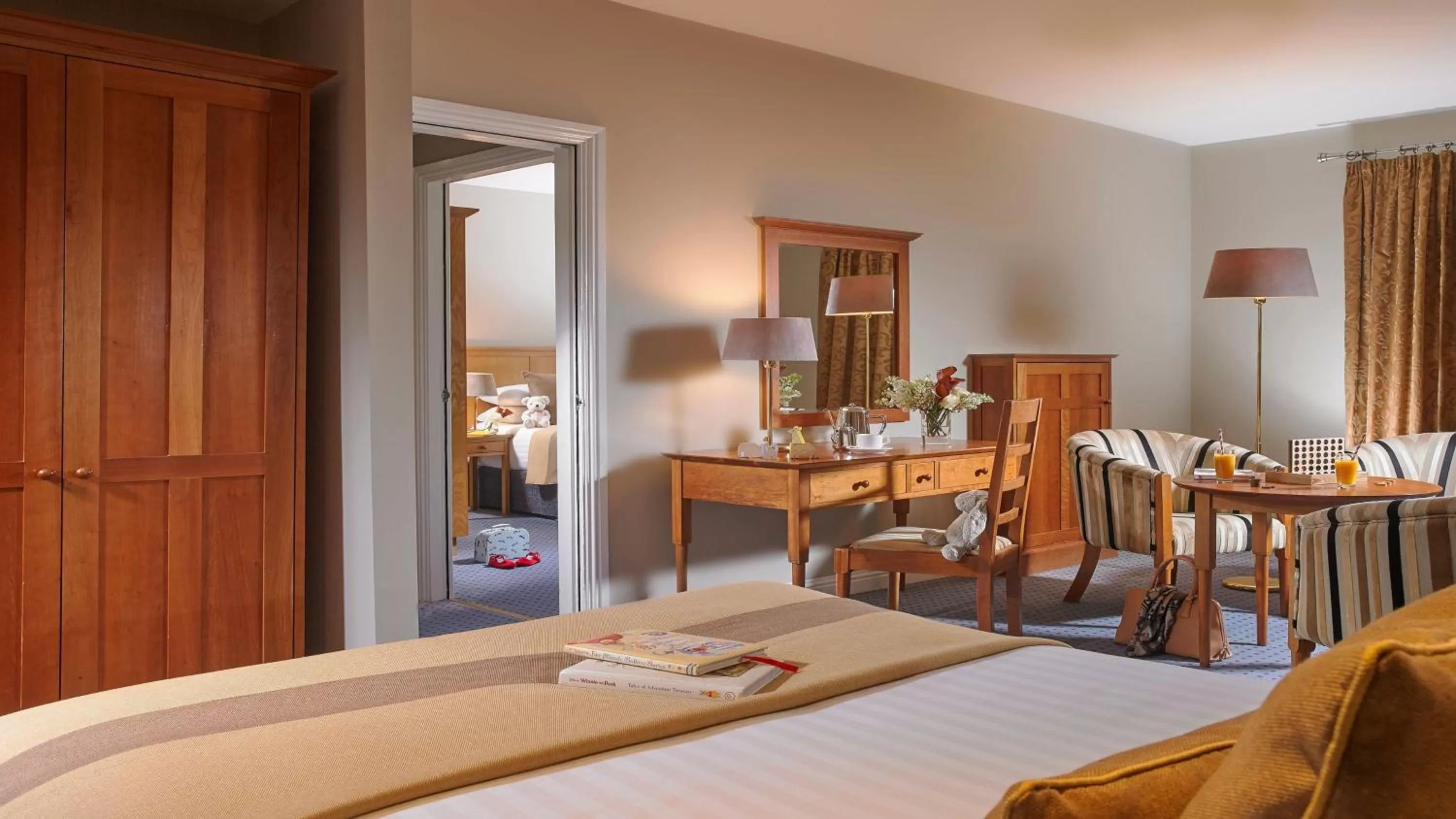 Bed in The Parkavon Hotel