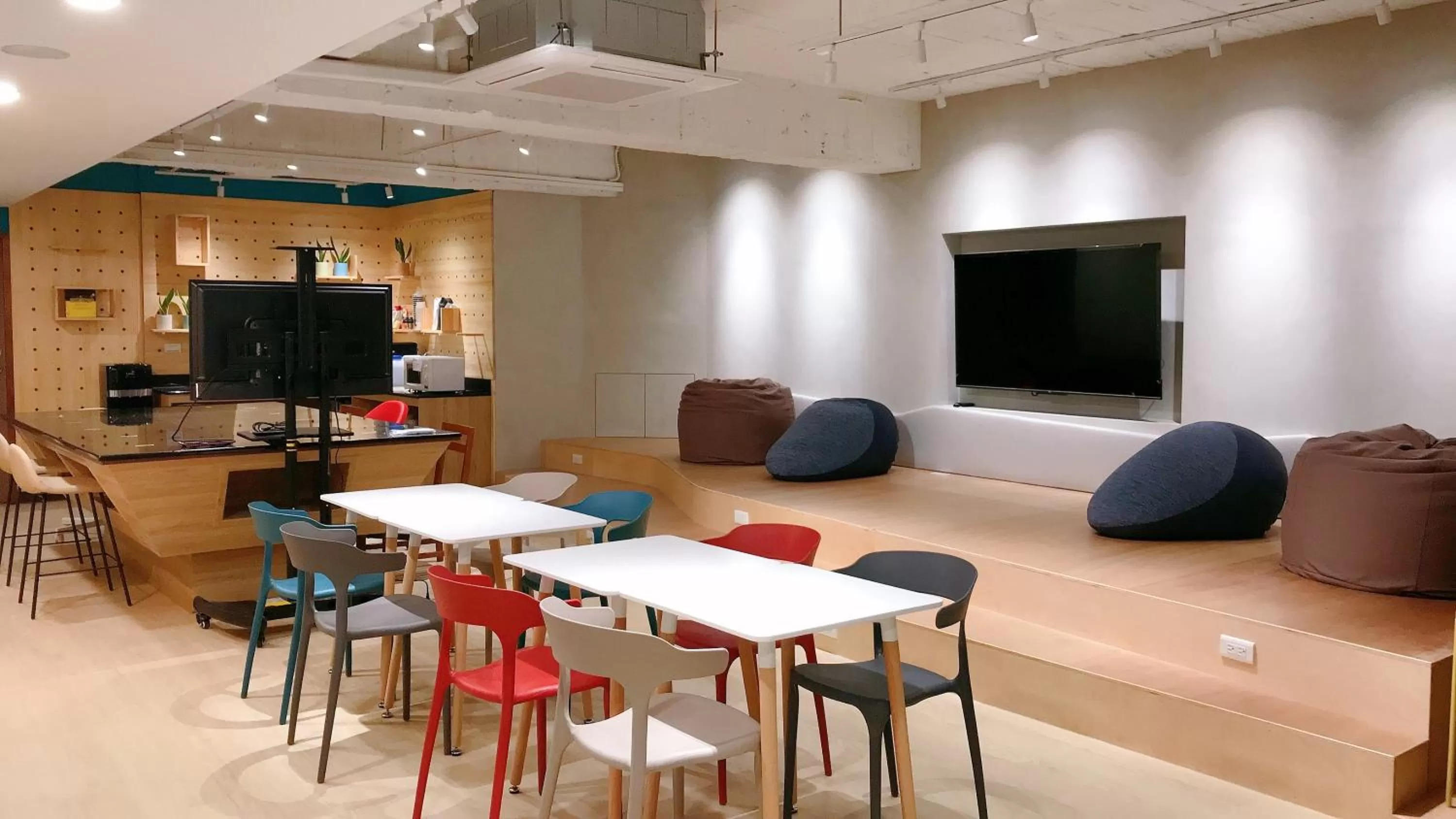 Seating area in Trust Hotel