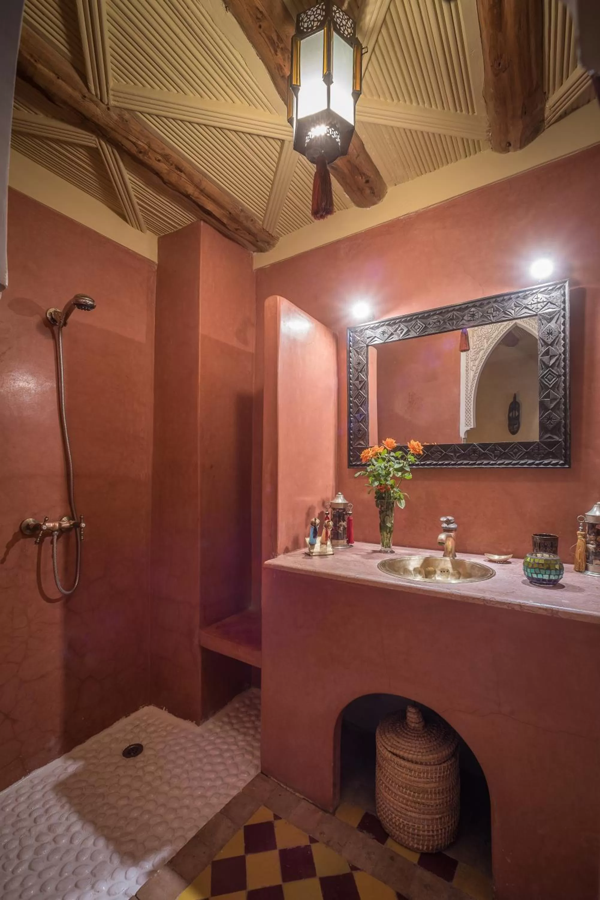 Shower in Riad Dar Attika