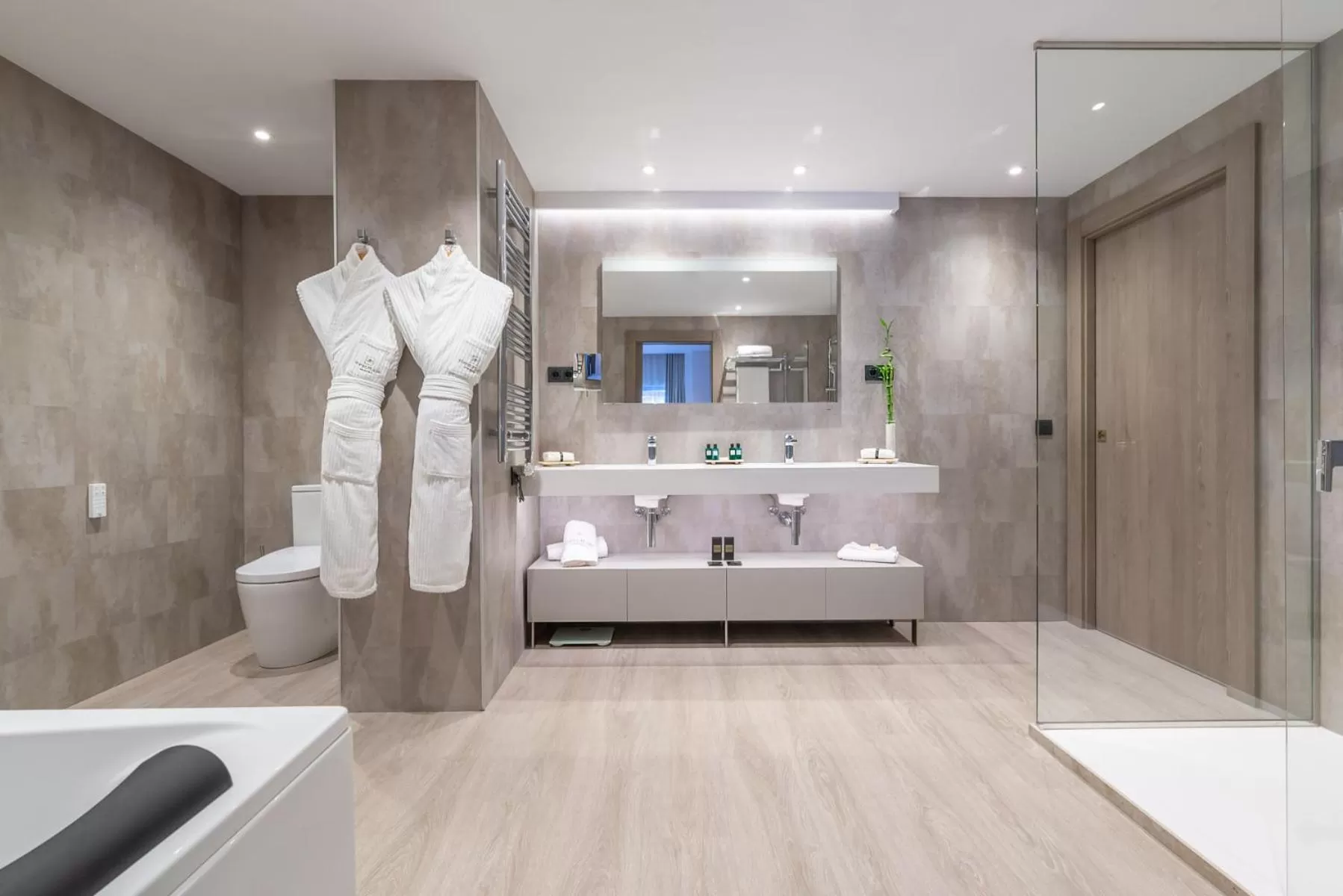 Shower in Grand Plaza Hotel & Wellness