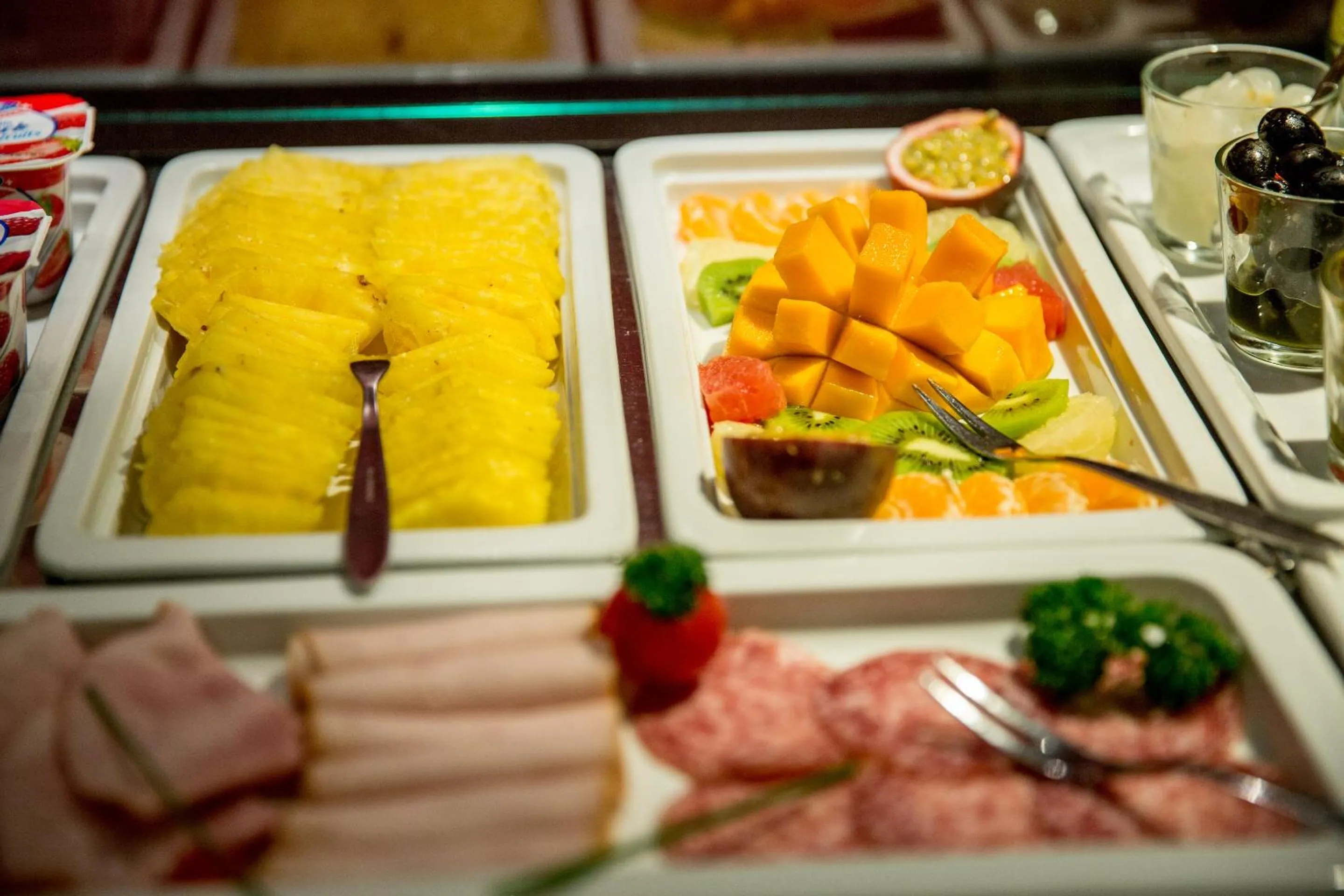 Food and drinks in Dasbreitehotel am Rhein