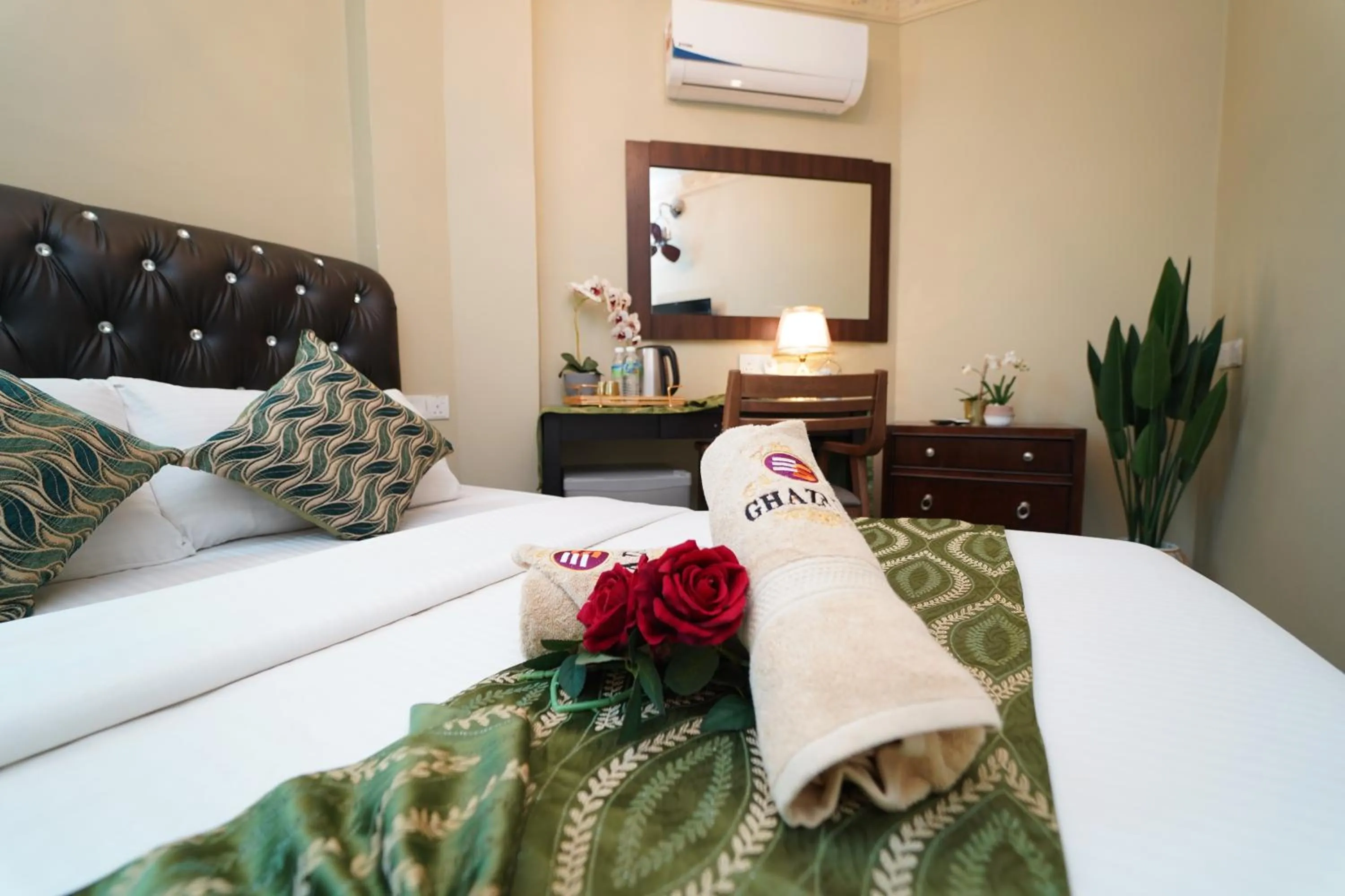 Bed in Ghazrin's Classic Hotel JB