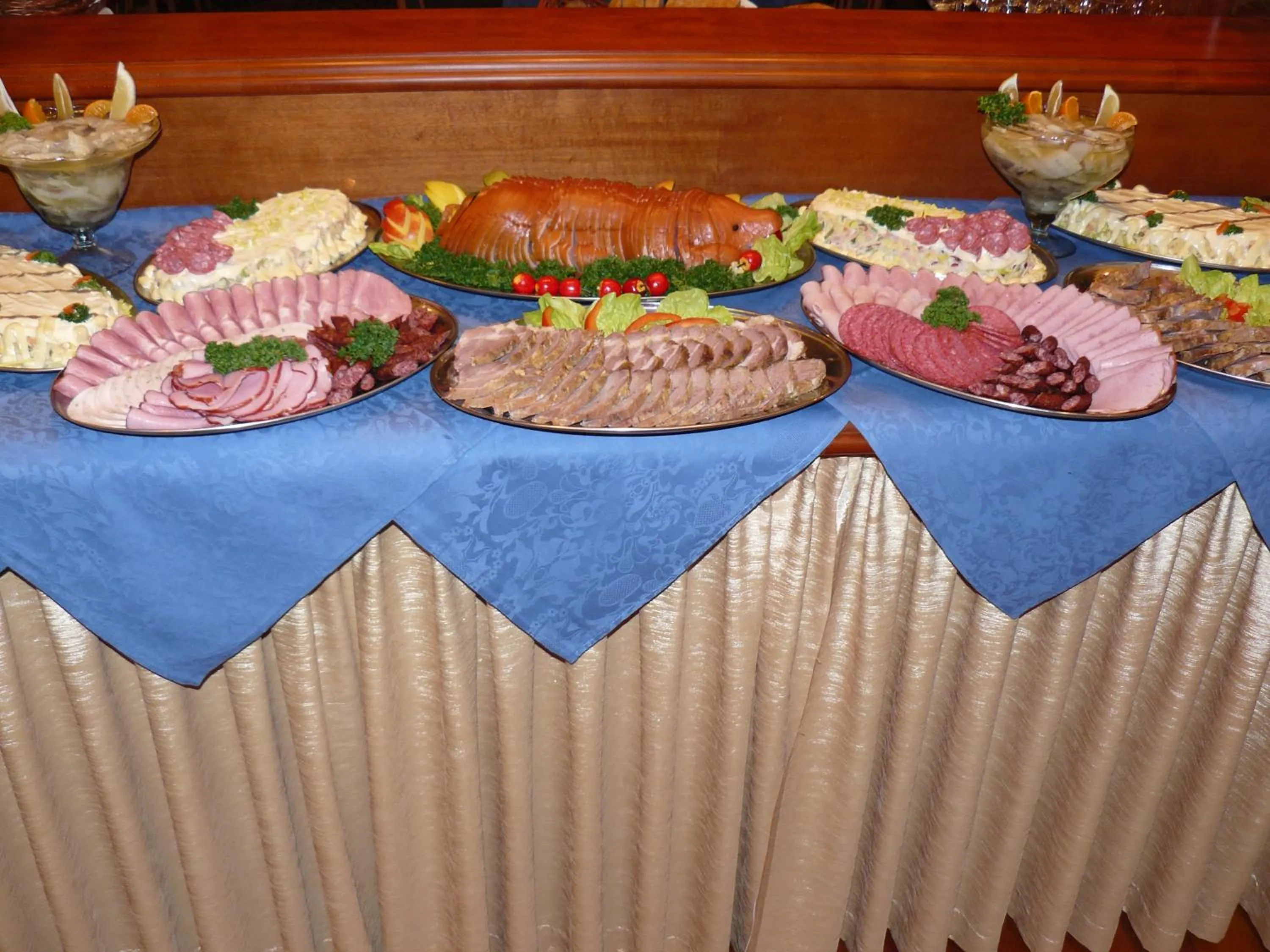 Food and drinks in Hotel Polaris