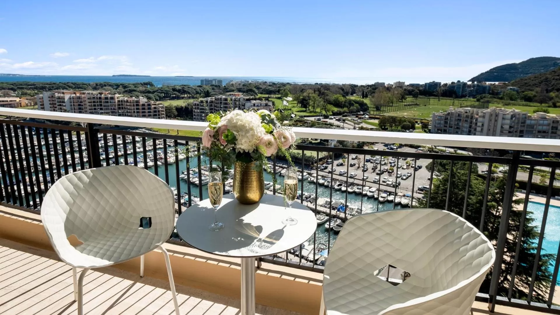Cannes Marina Appart Hotel Mandelieu