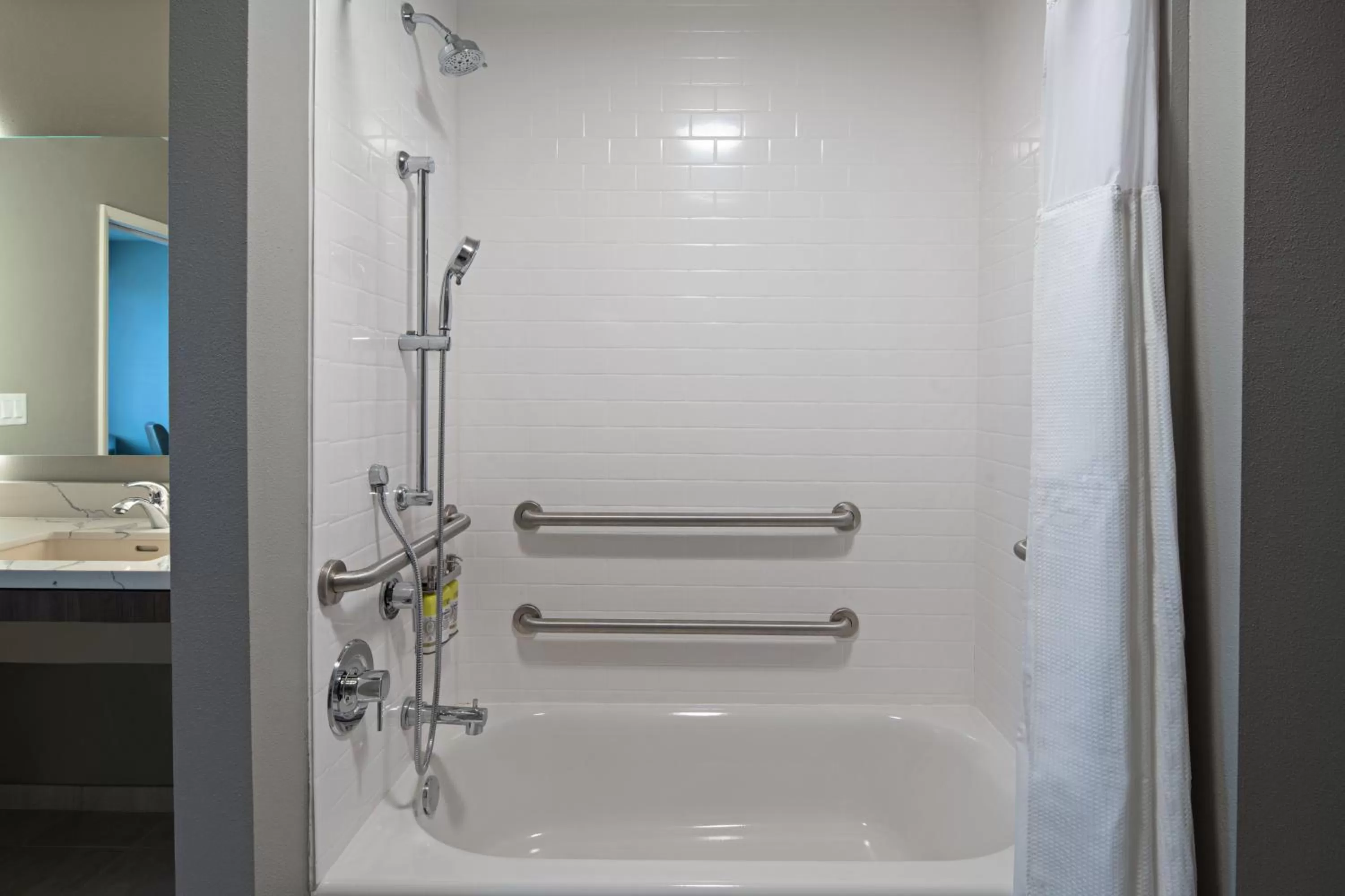 Bedroom in Staybridge Suites - Long Beach Airport by IHG