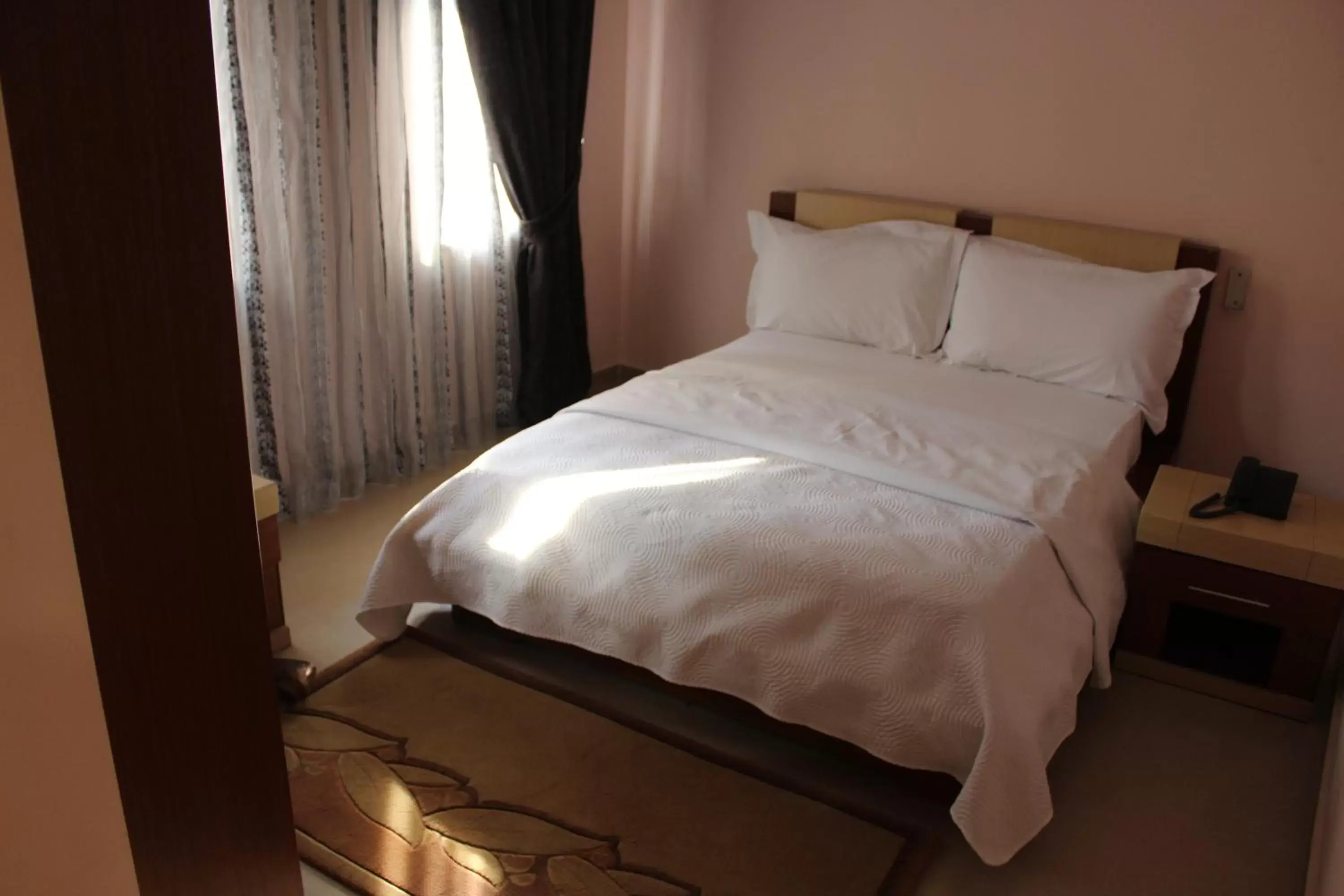 Standard Double Room - single occupancy in Hotel Piemonte Standard Double Room - single occupancy in Hotel Piemonte