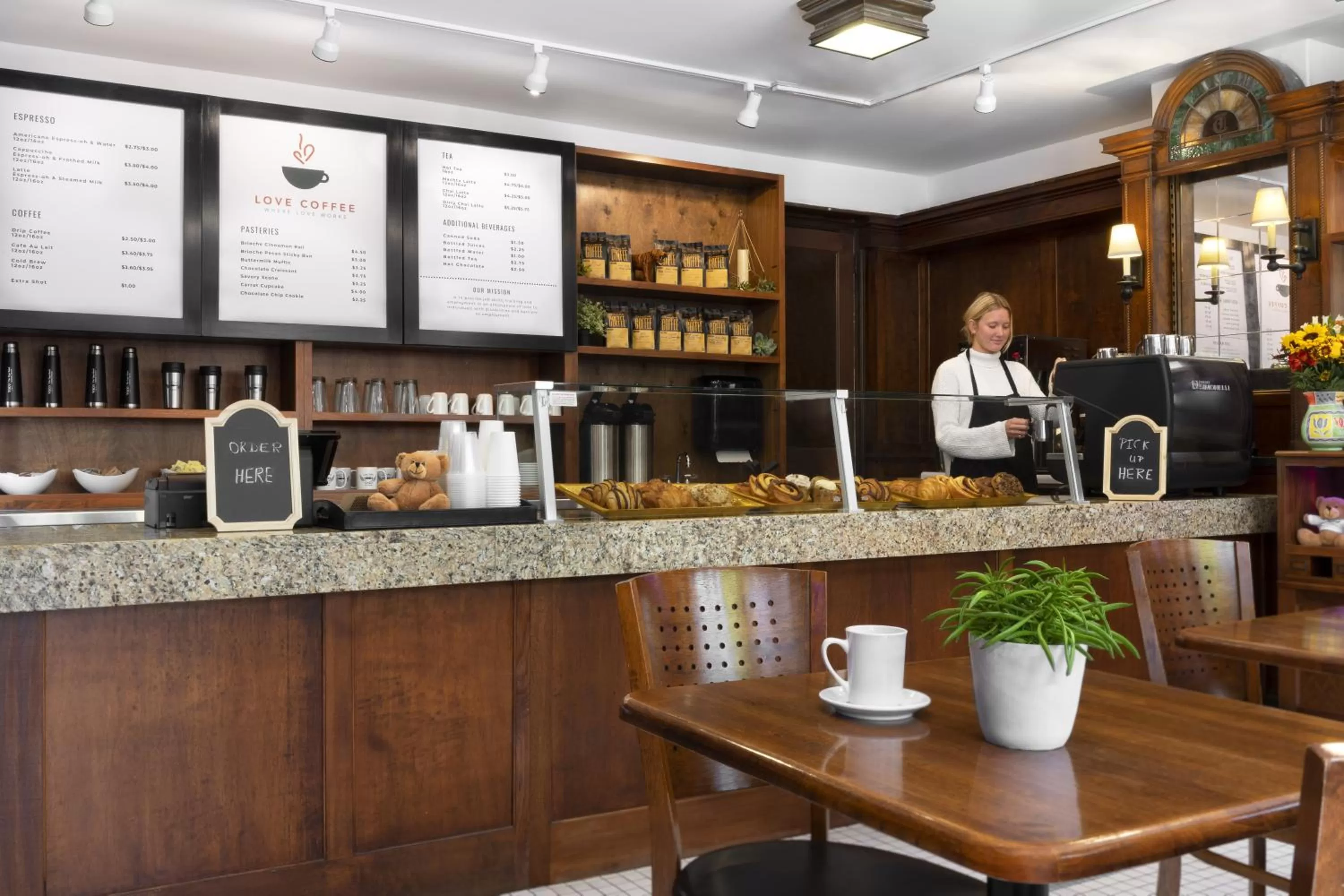 Restaurant/places to eat in voco The Tiger Hotel, Columbia, MO by IHG