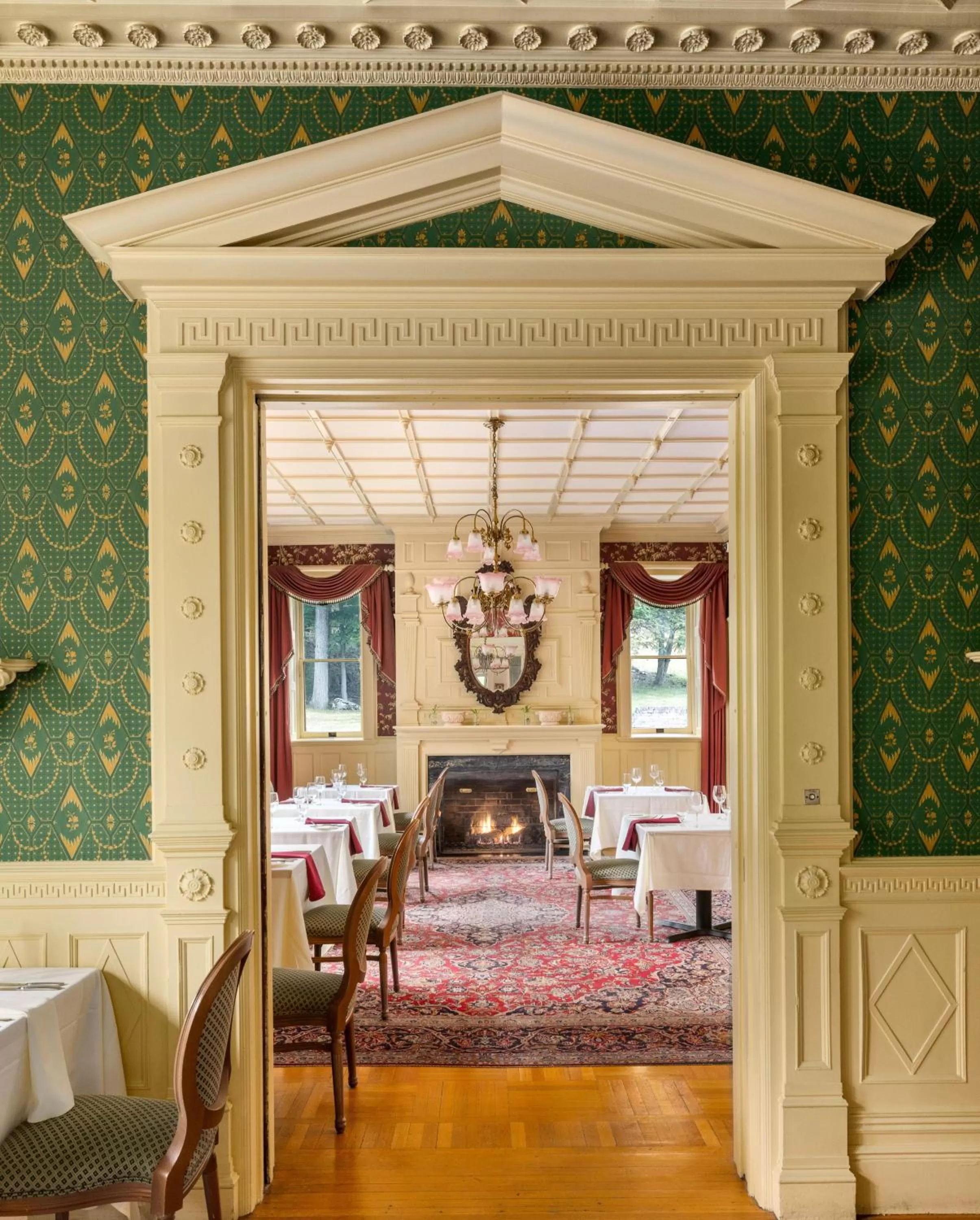 Restaurant/places to eat in The Inn at Erlowest