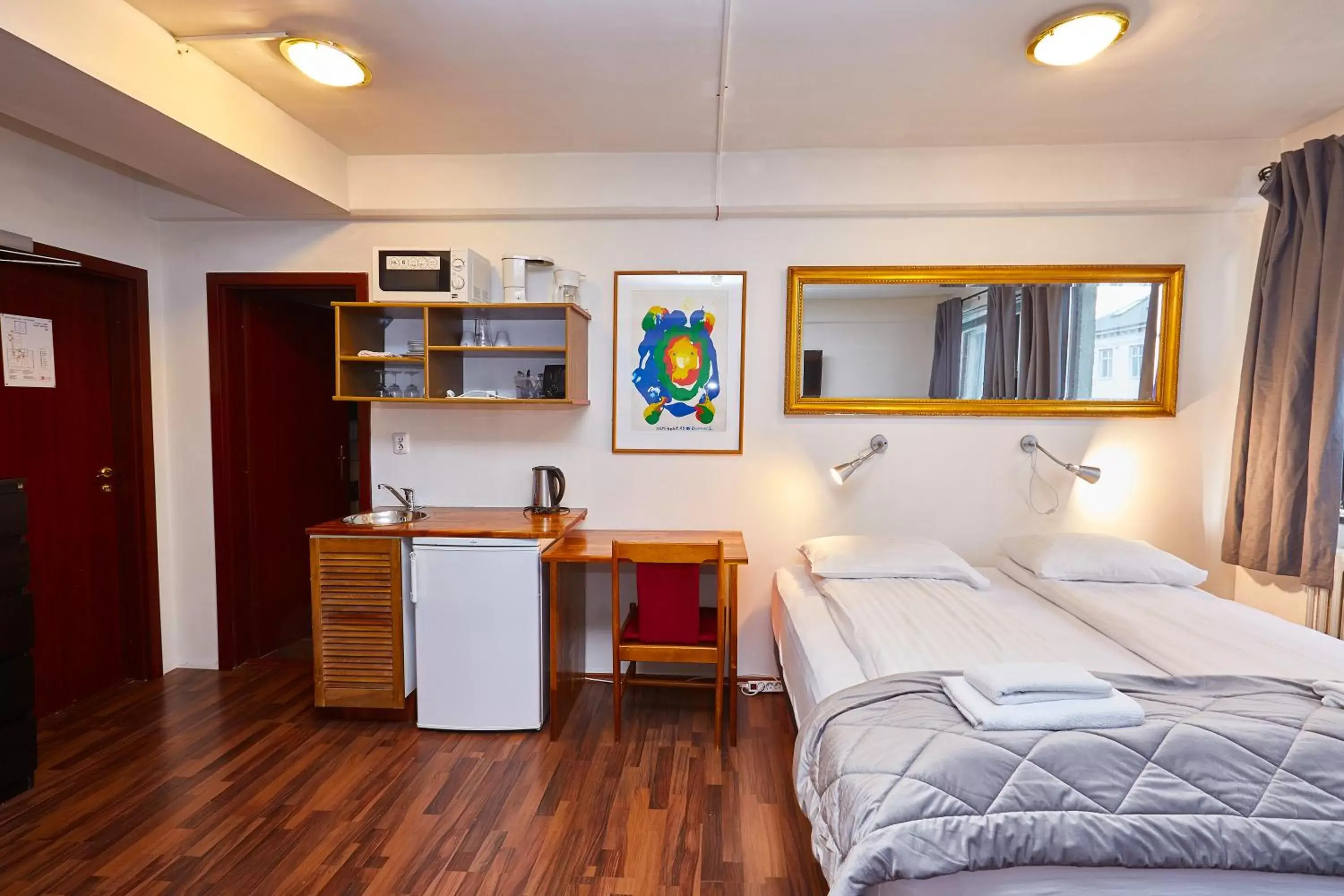 Economy Quadruple Room in Reykjavik Downtown Hotel Economy Quadruple Room in Reykjavik Downtown Hotel