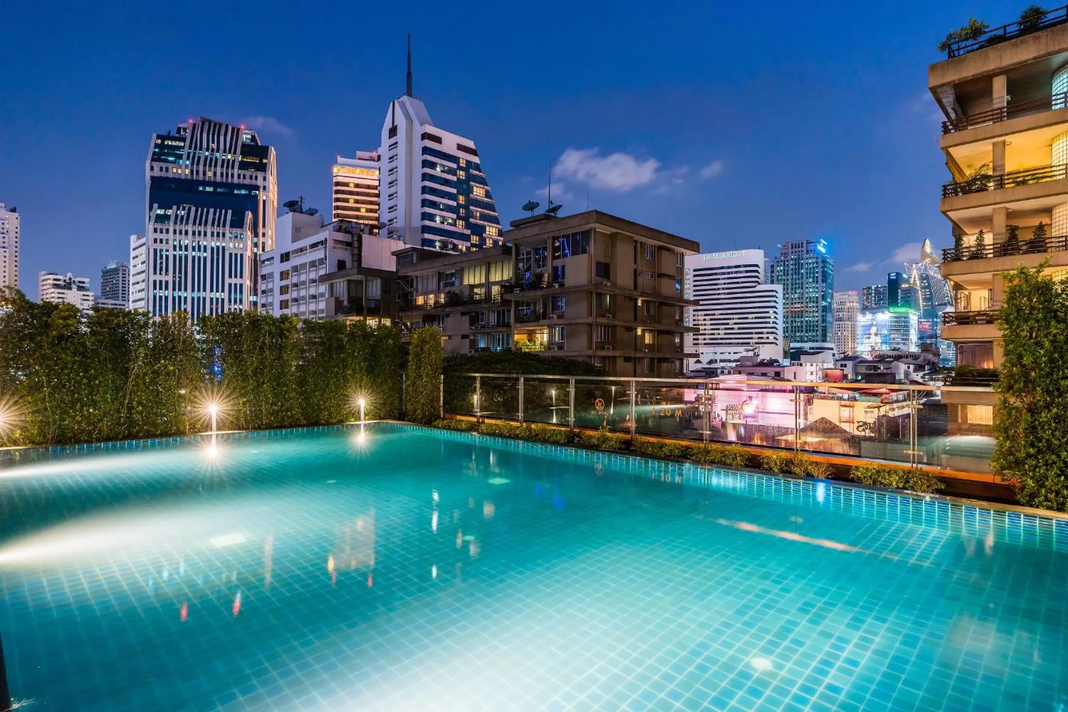 Swimming pool in The Key Premier Hotel Sukhumvit Bangkok