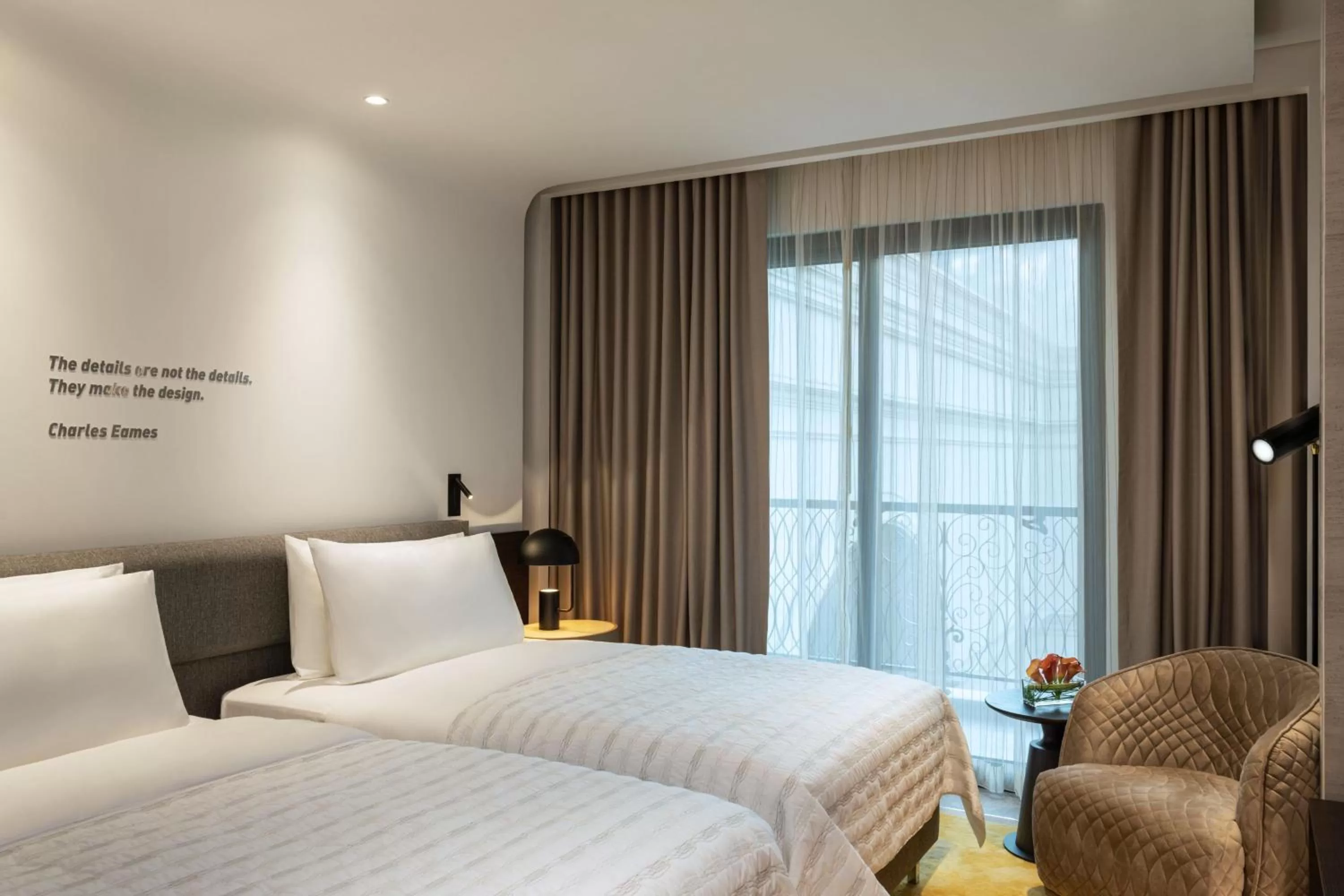 Bedroom, Bed in Le Royal Méridien Place Vendôme Lusail