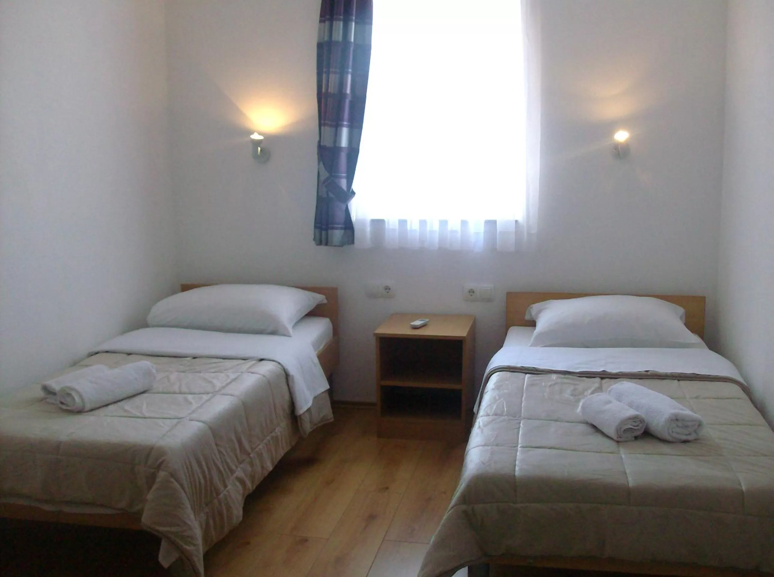 Photo of the whole room, Bed in Pansion Maglica