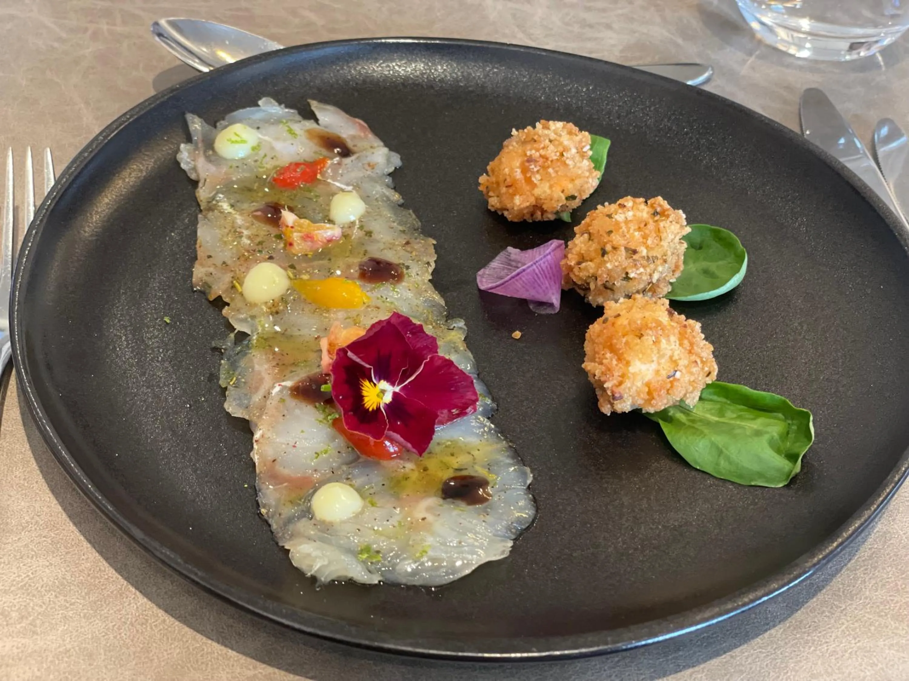 Restaurant/places to eat in Hotel Restaurant Du Parc Saumur Logis Elégance