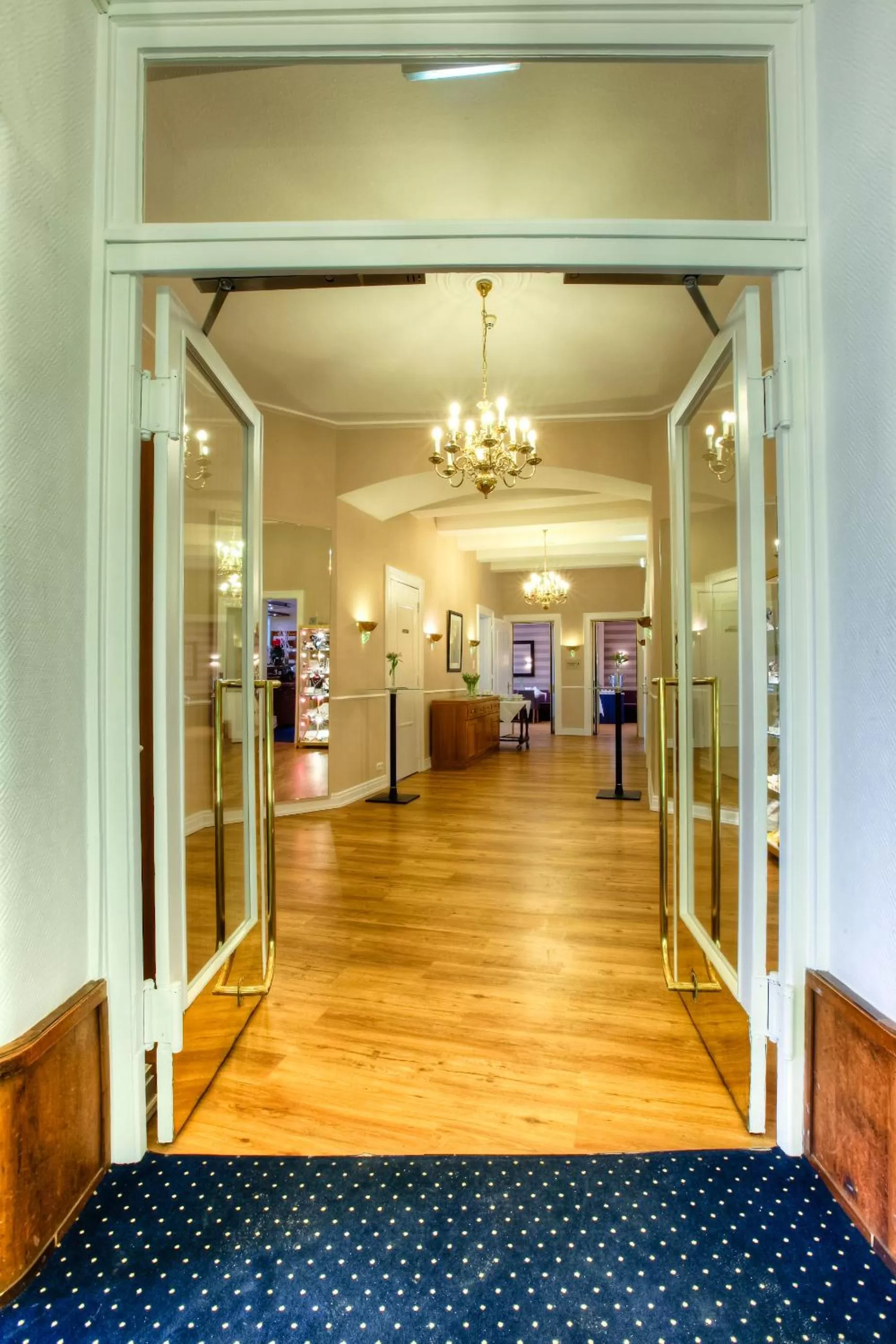 Lobby or reception in Relexa Hotel Bellevue an der Alster