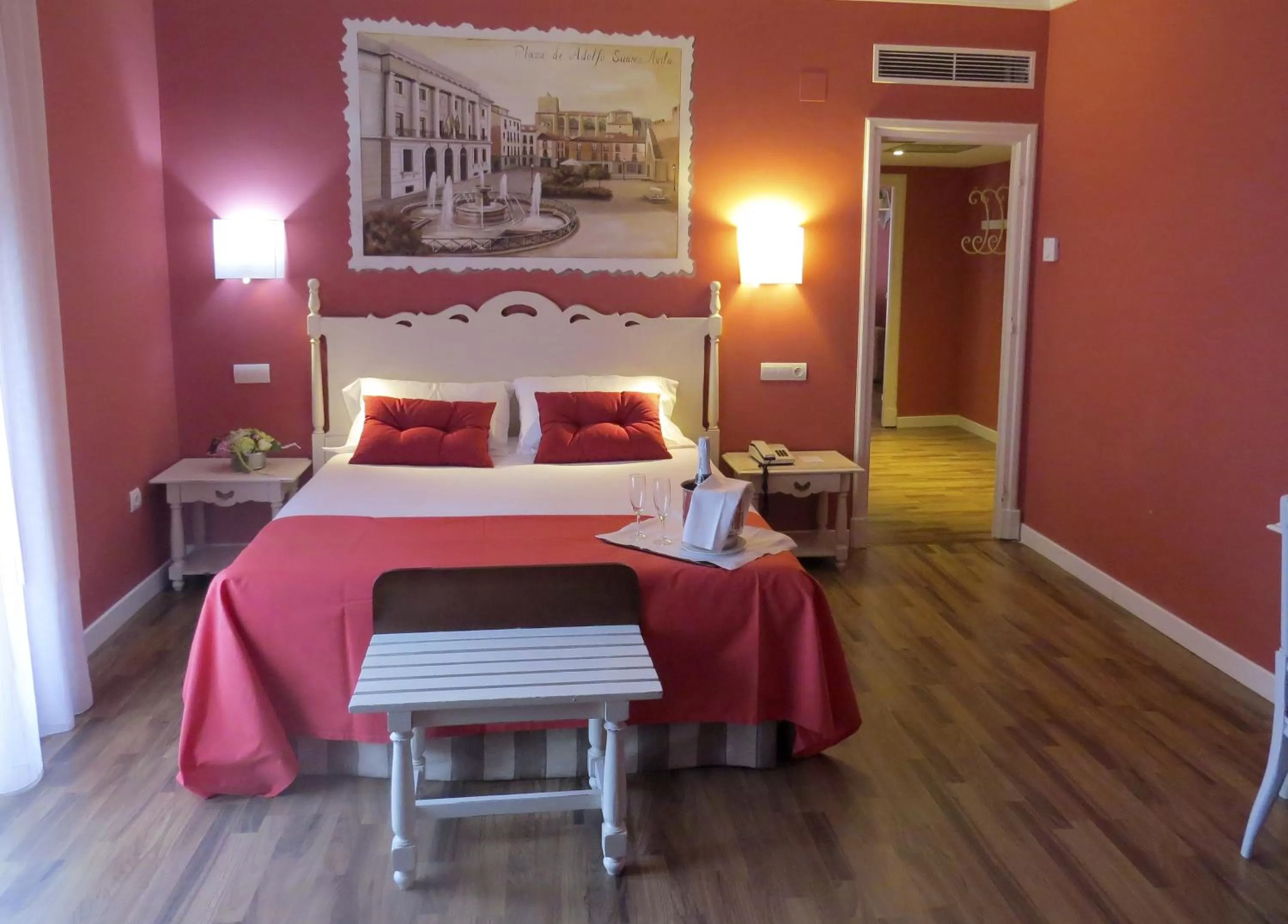 Photo of the whole room, Bed in Palacio Valderrabanos