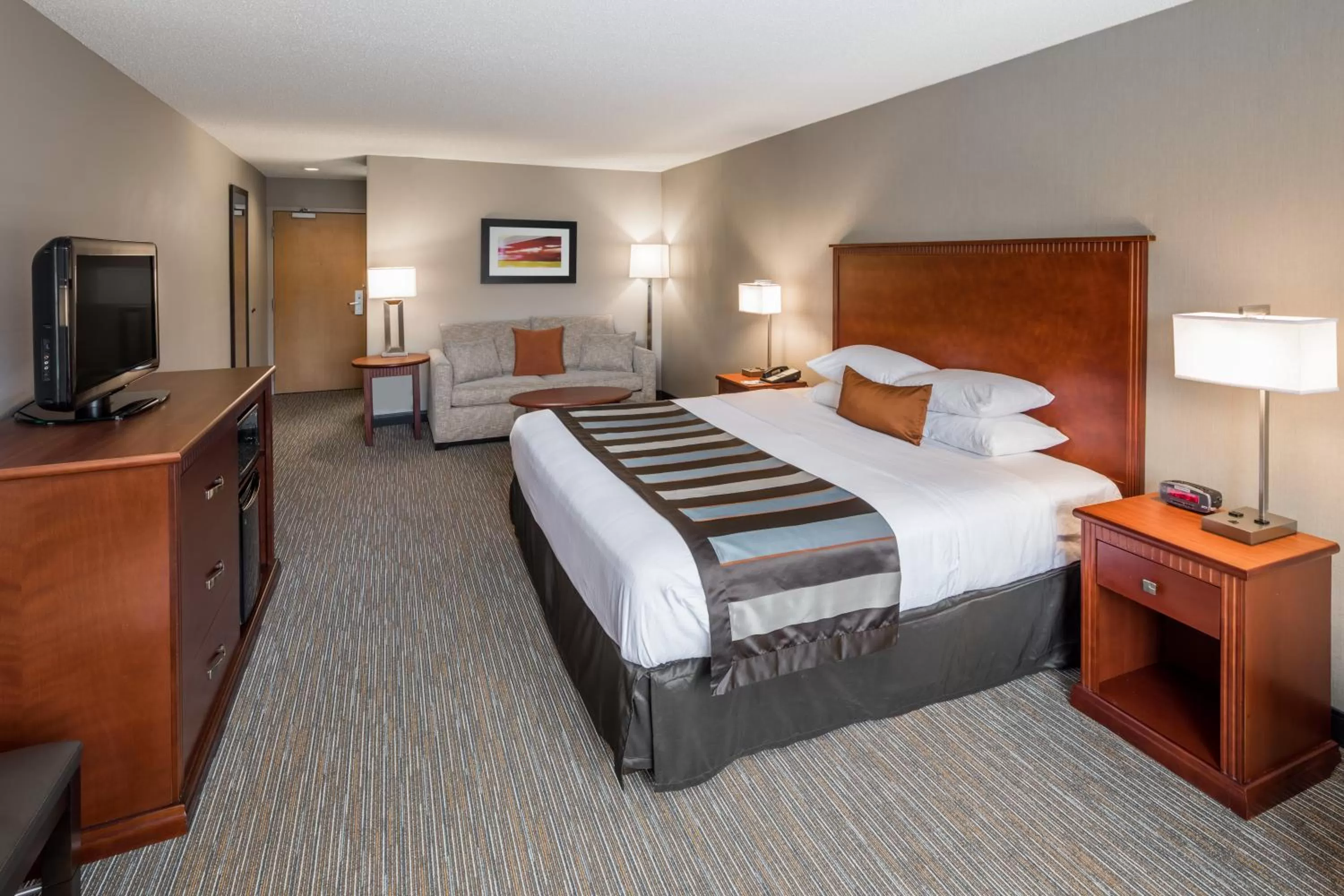 Bed in Wingate by Wyndham Shreveport Airport