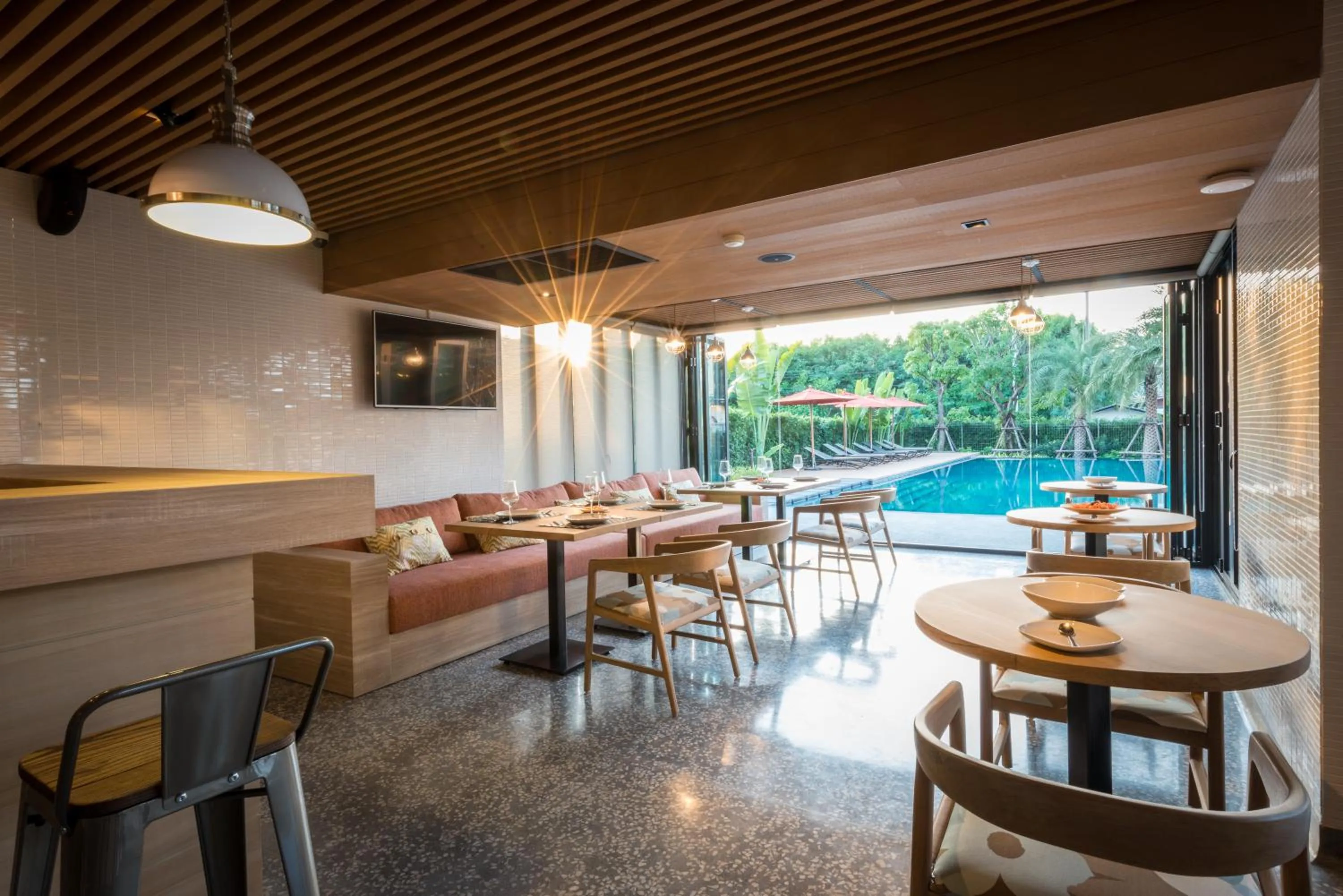 Restaurant/places to eat in The Silver Palm Wellness Resort